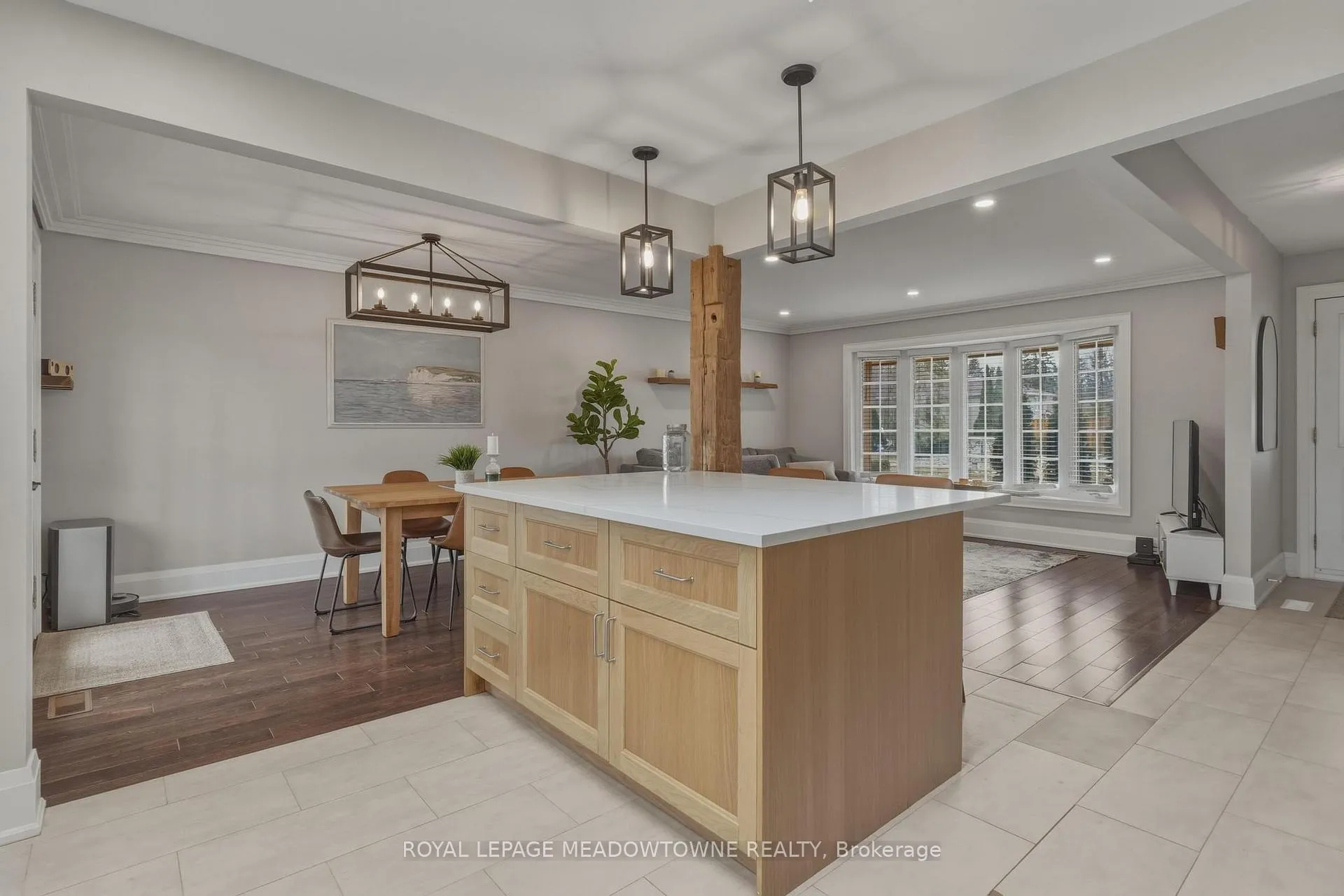 Photo 20 of 5 Rosefield Drive, Halton Hills, Georgetown — HOMEH