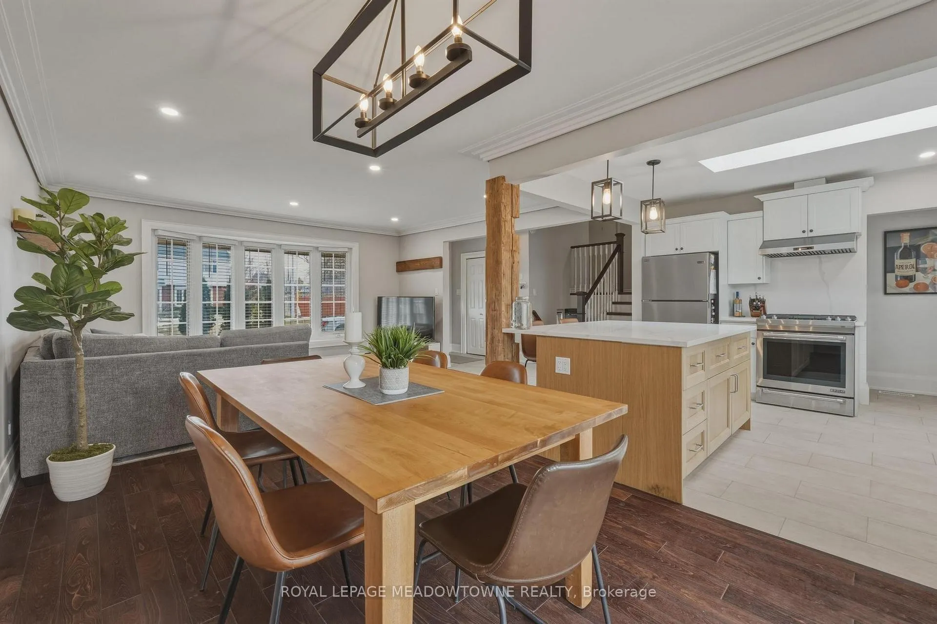 Photo 22 of 5 Rosefield Drive, Halton Hills, Georgetown — HOMEH