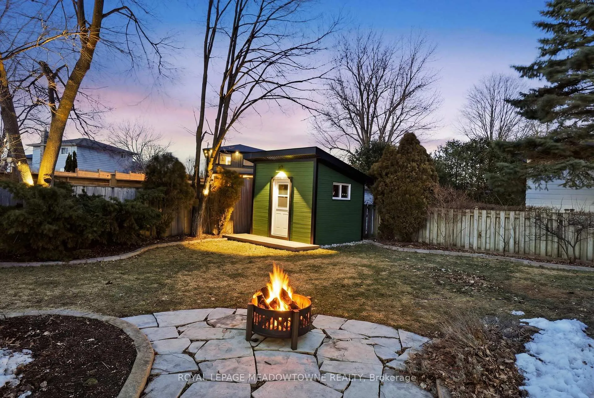 Photo 42 of 5 Rosefield Drive, Halton Hills, Georgetown — HOMEH