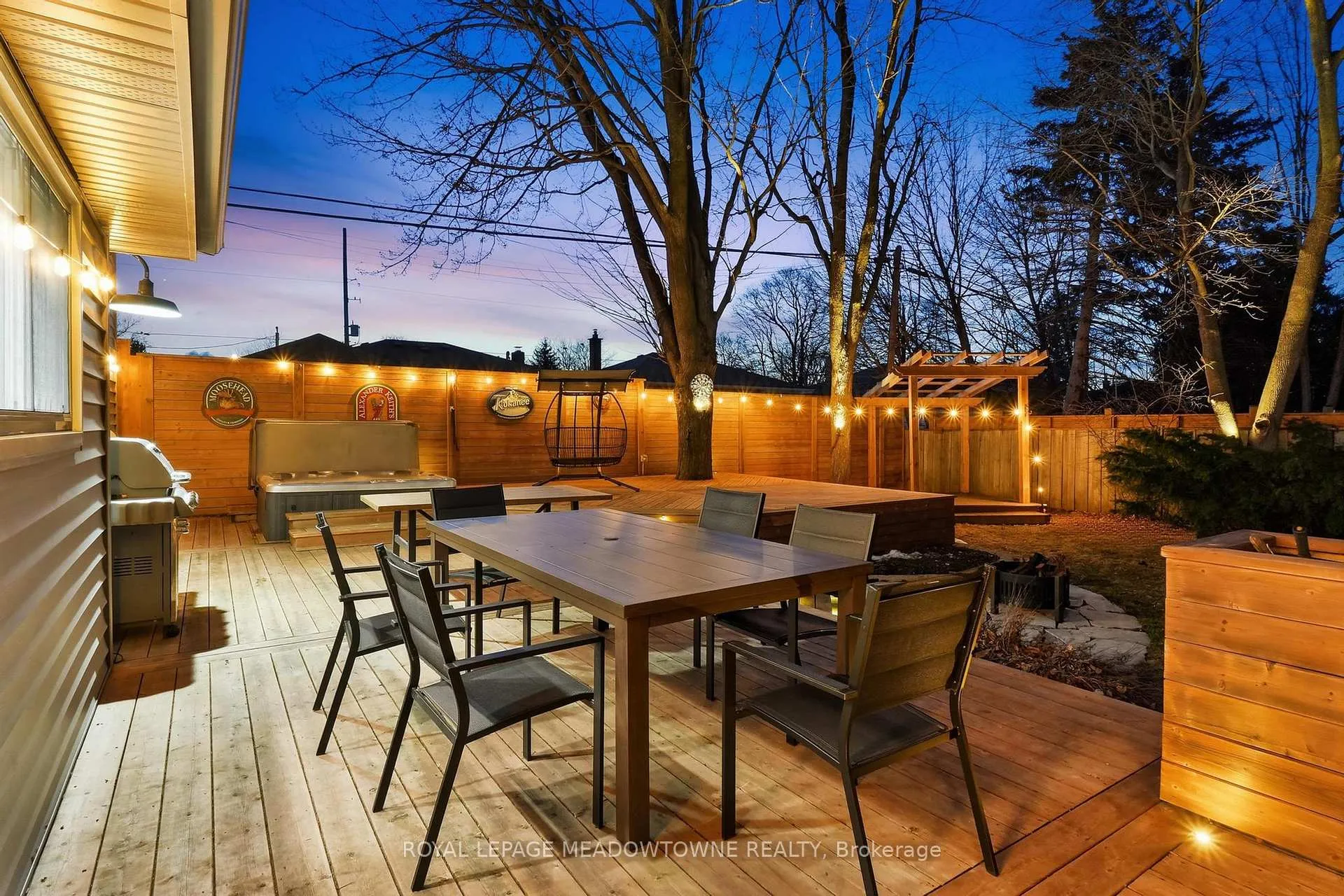 Photo 44 of 5 Rosefield Drive, Halton Hills, Georgetown — HOMEH