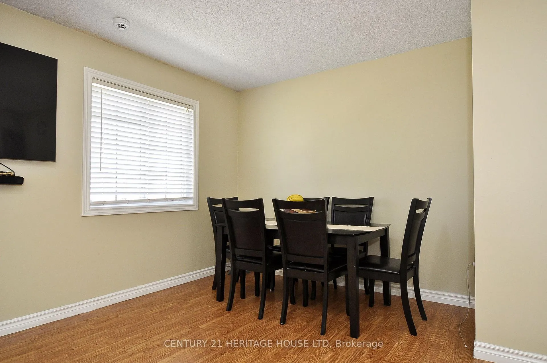 Photo 7 of 45 Highgate Road, Kitchener — HOMEH