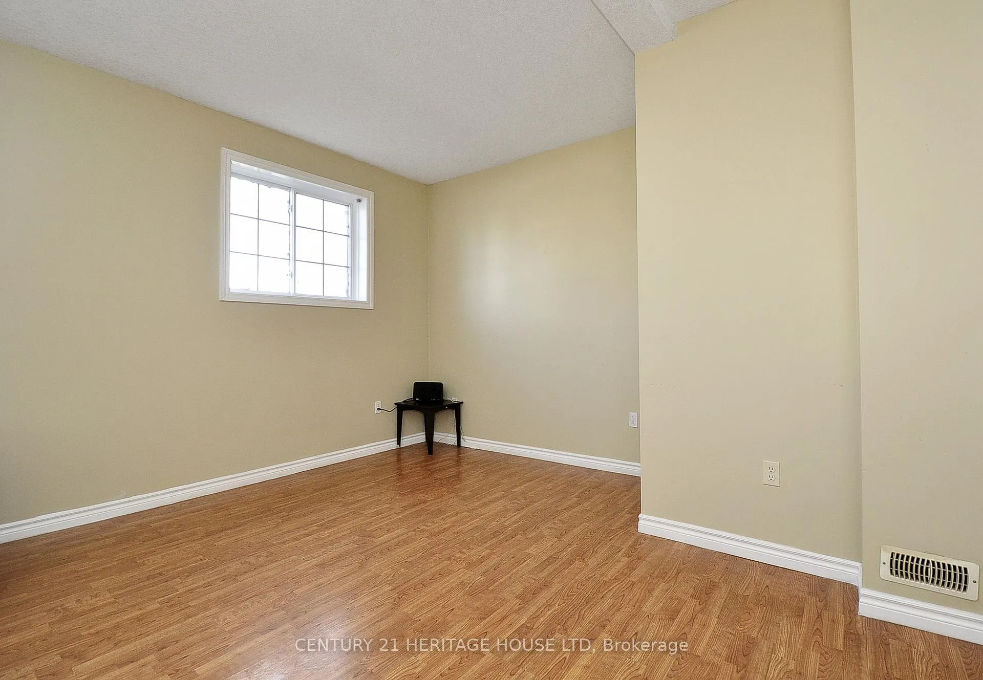 Photo 22 of 45 Highgate Road, Kitchener — HOMEH