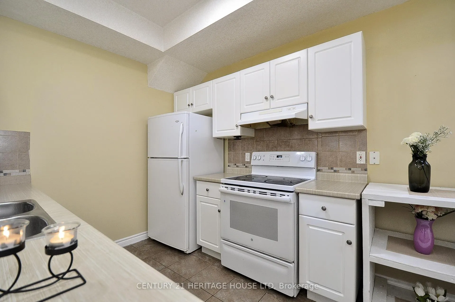 Photo 25 of 45 Highgate Road, Kitchener — HOMEH