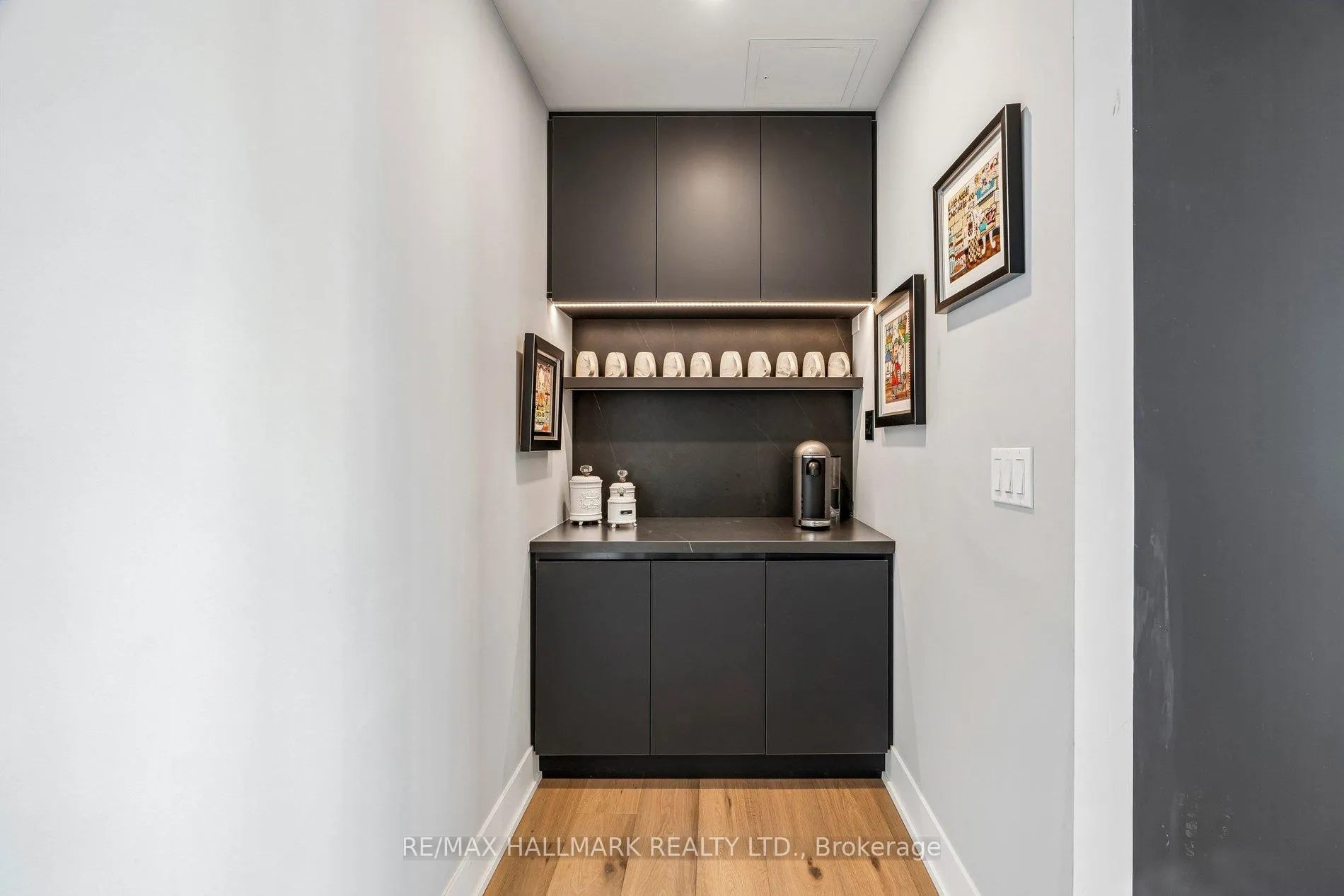 Photo 24 of Unit PH3804, 2908 Highway 7 Road, Vaughan, Concord — HOMEH