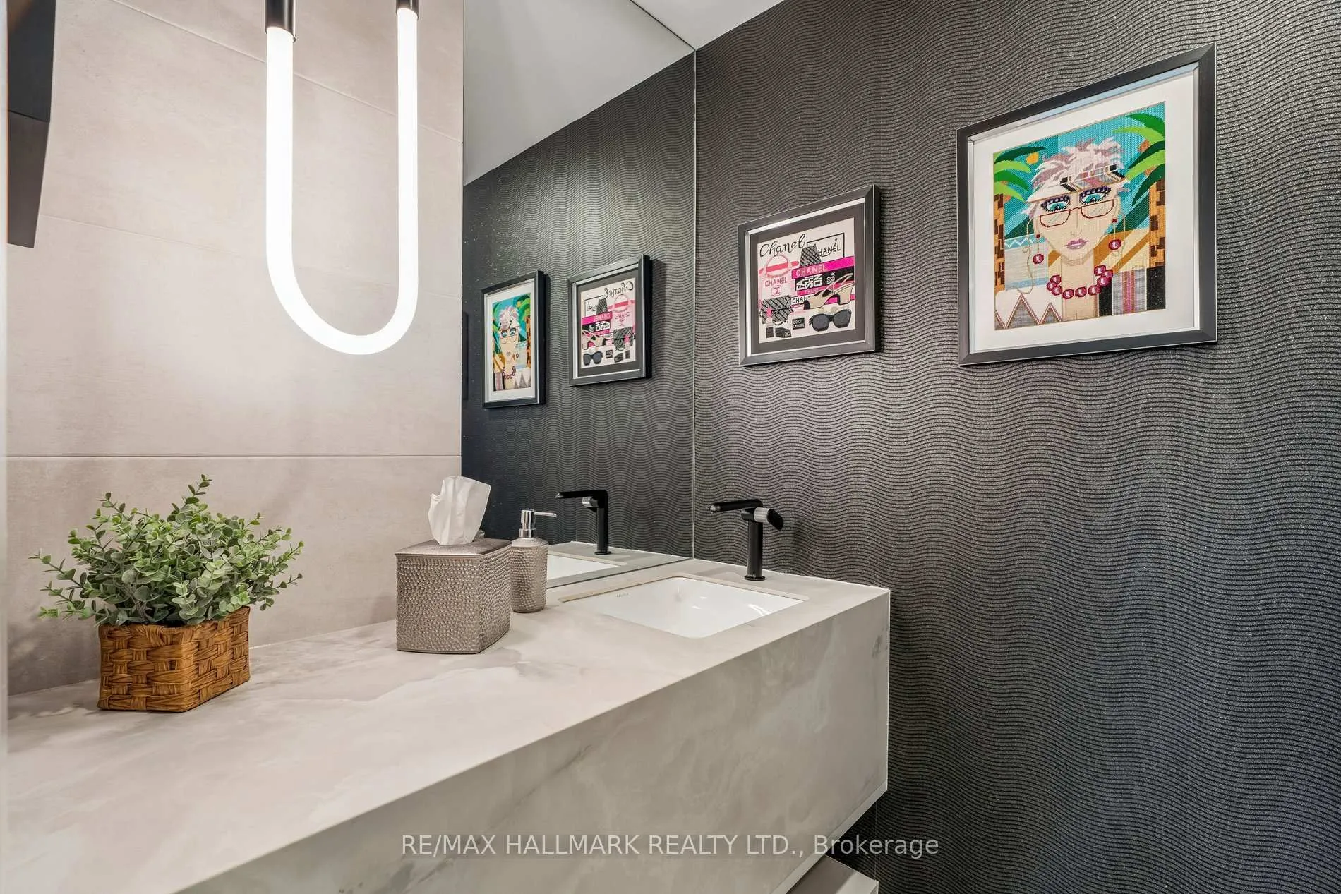 Photo 25 of Unit PH3804, 2908 Highway 7 Road, Vaughan, Concord — HOMEH