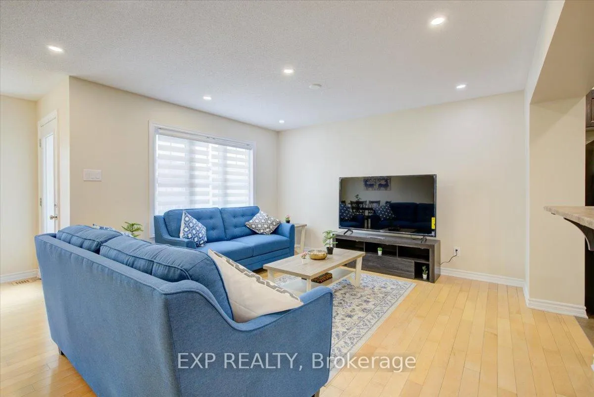 Photo 8 of 461 Meadowhawk Crescent, Ottawa, Barrhaven - Half Moon Bay — HOMEH