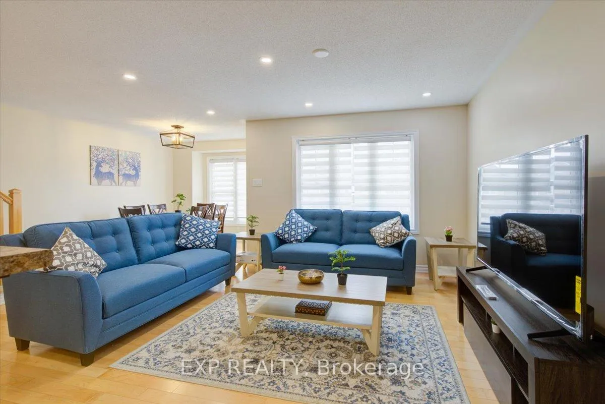 Photo 9 of 461 Meadowhawk Crescent, Ottawa, Barrhaven - Half Moon Bay — HOMEH