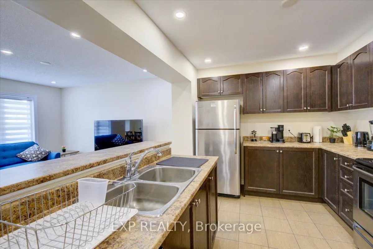 Photo 12 of 461 Meadowhawk Crescent, Ottawa, Barrhaven - Half Moon Bay — HOMEH