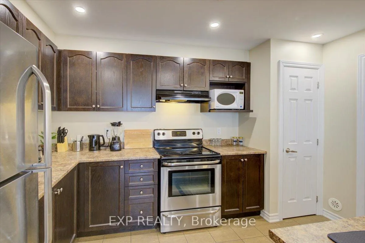 Photo 13 of 461 Meadowhawk Crescent, Ottawa, Barrhaven - Half Moon Bay — HOMEH