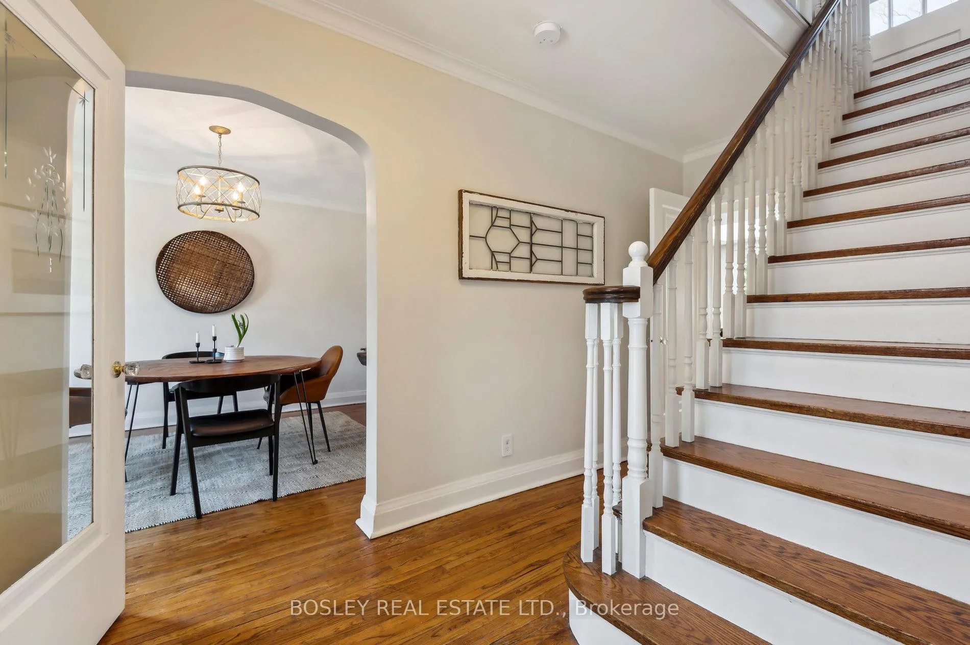 Photo 7 of 452 O'Connor Drive, Toronto, East York — HOMEH