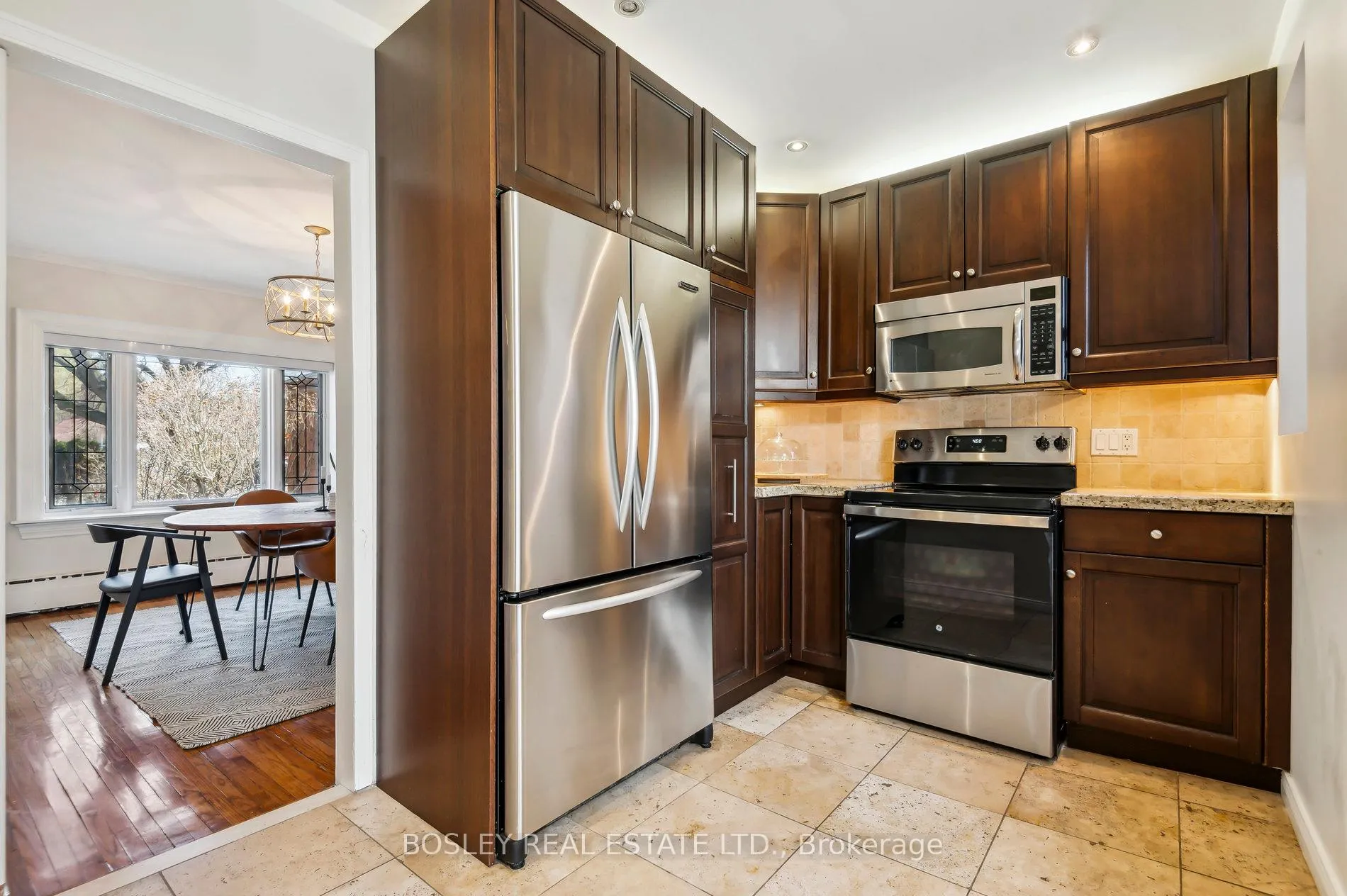 Photo 10 of 452 O'Connor Drive, Toronto, East York — HOMEH