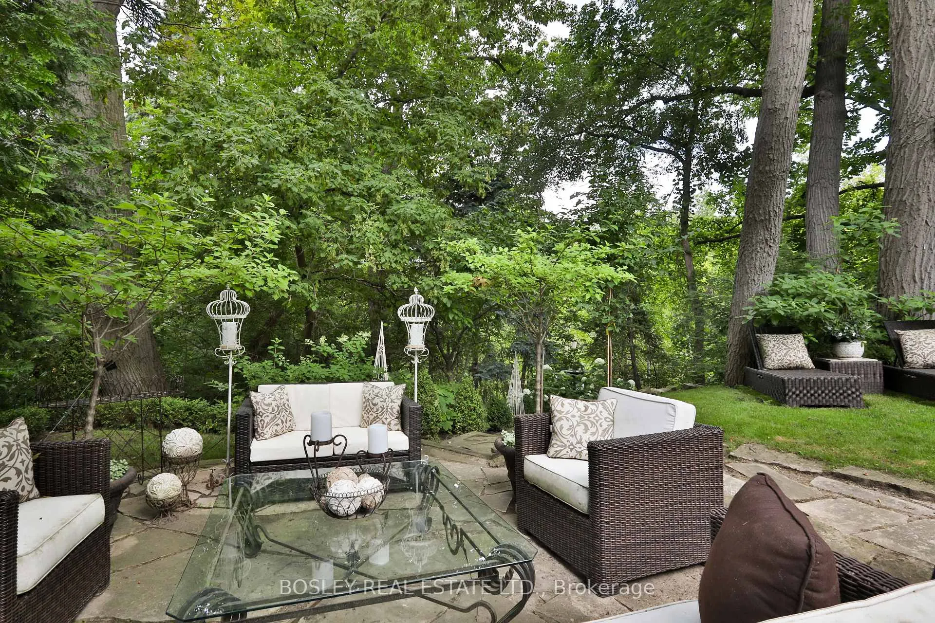 Photo 40 of 452 O'Connor Drive, Toronto, East York — HOMEH