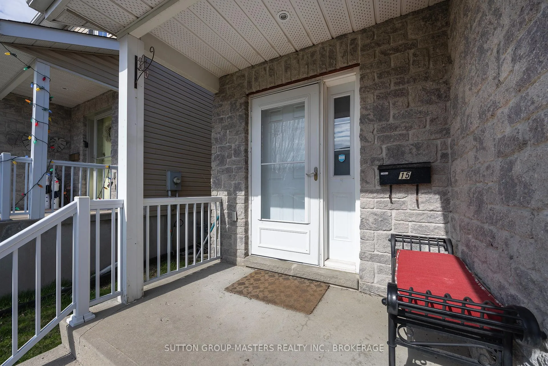 Photo 2 of 15 Karlee Court, Kingston, Rideau — HOMEH