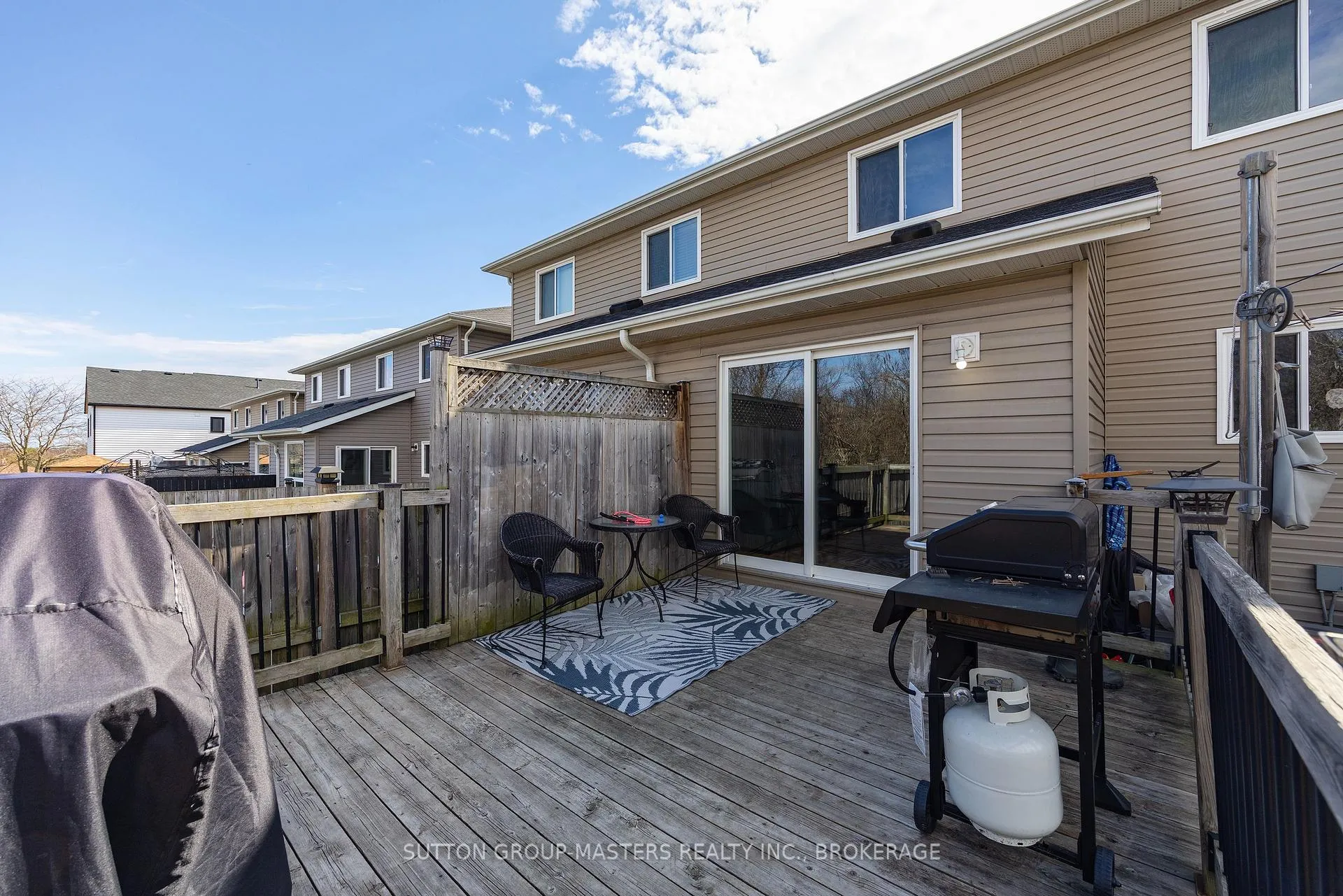 Photo 5 of 15 Karlee Court, Kingston, Rideau — HOMEH