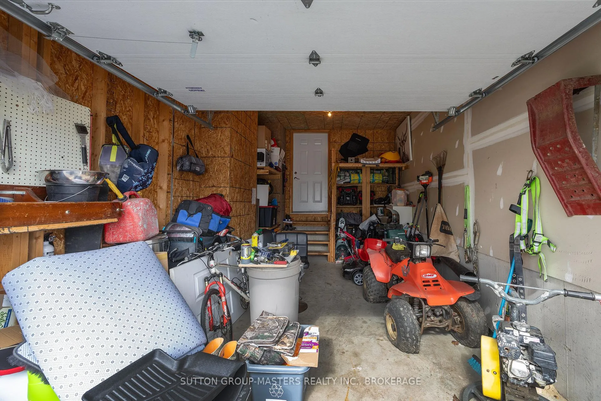 Photo 37 of 15 Karlee Court, Kingston, Rideau — HOMEH