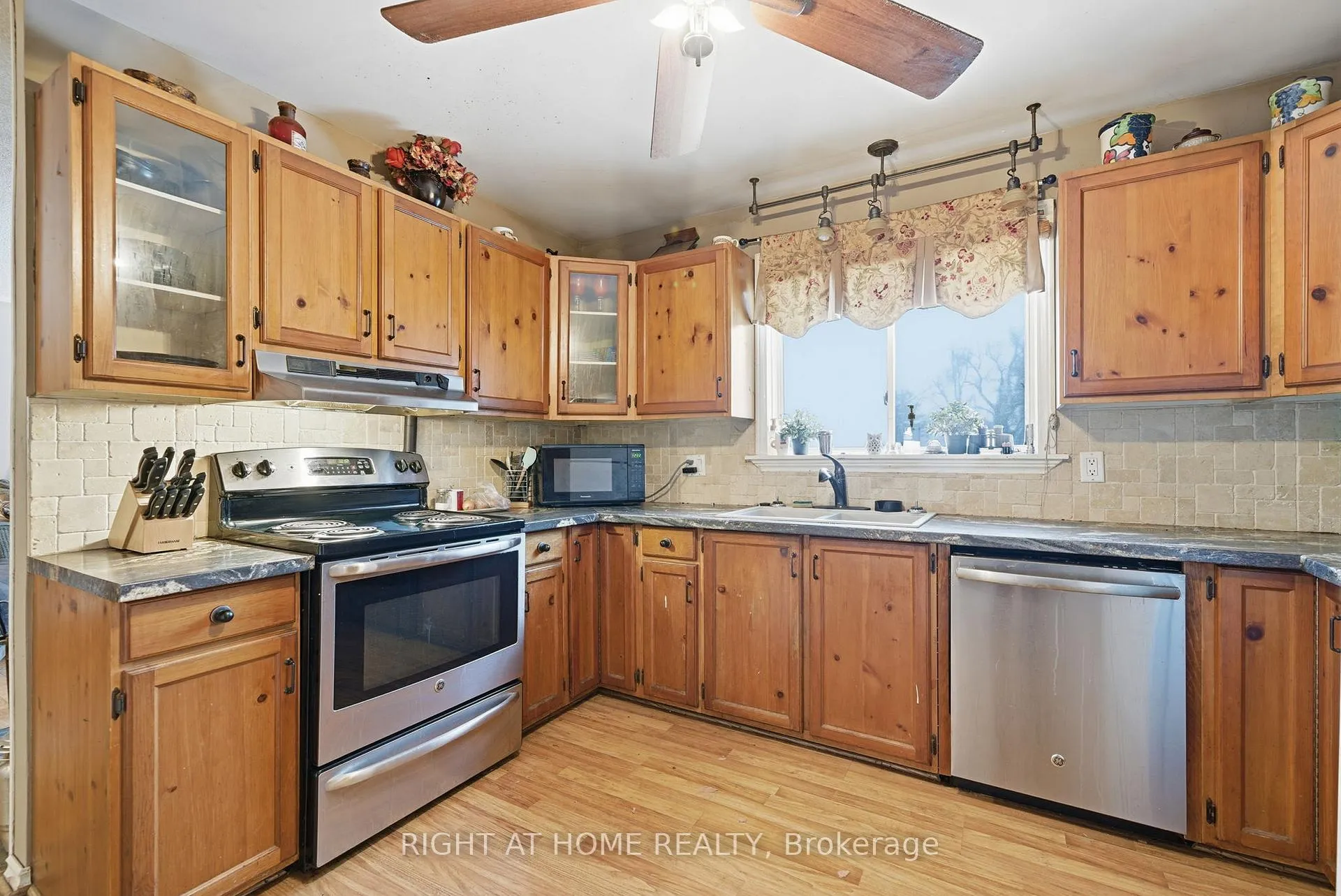 Photo 6 of 3280 Chandler Drive, Scugog, Rural Scugog — HOMEH