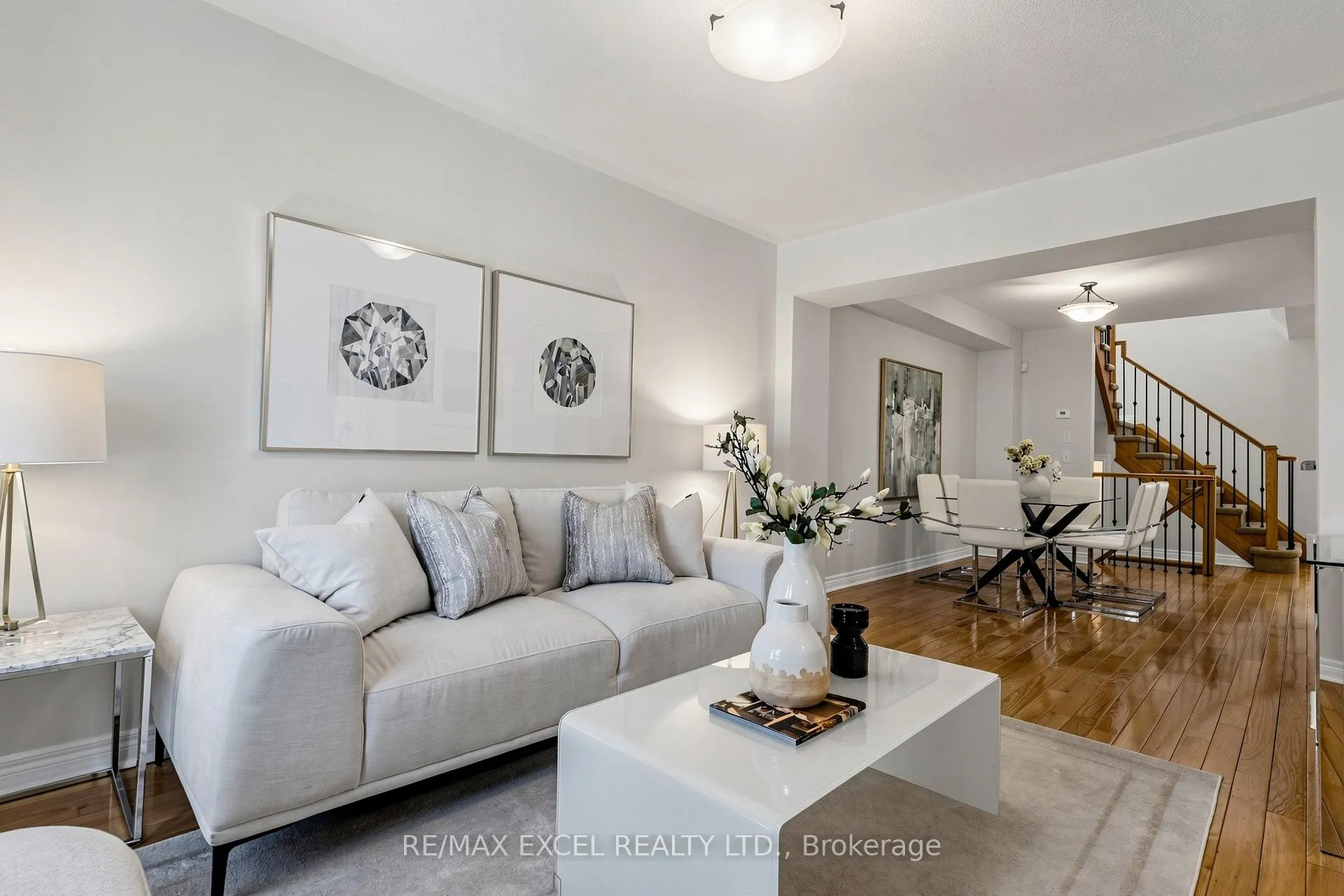 Photo 9 of 523 Bur Oak Avenue, Markham, Berczy — HOMEH