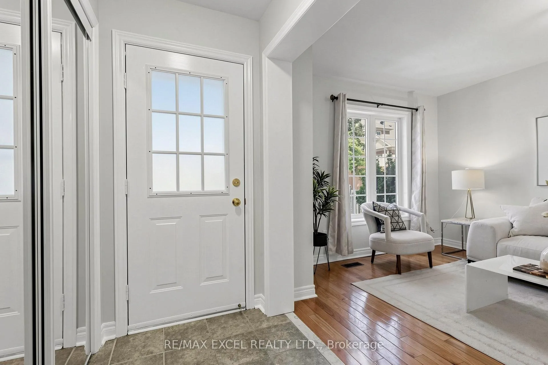 Photo 19 of 523 Bur Oak Avenue, Markham, Berczy — HOMEH