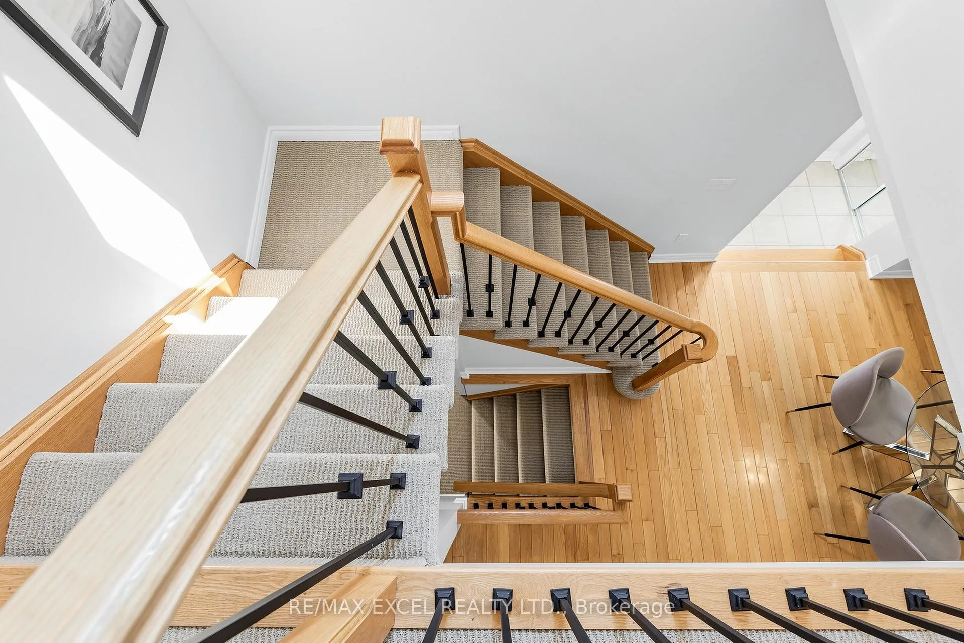 Photo 21 of 523 Bur Oak Avenue, Markham, Berczy — HOMEH