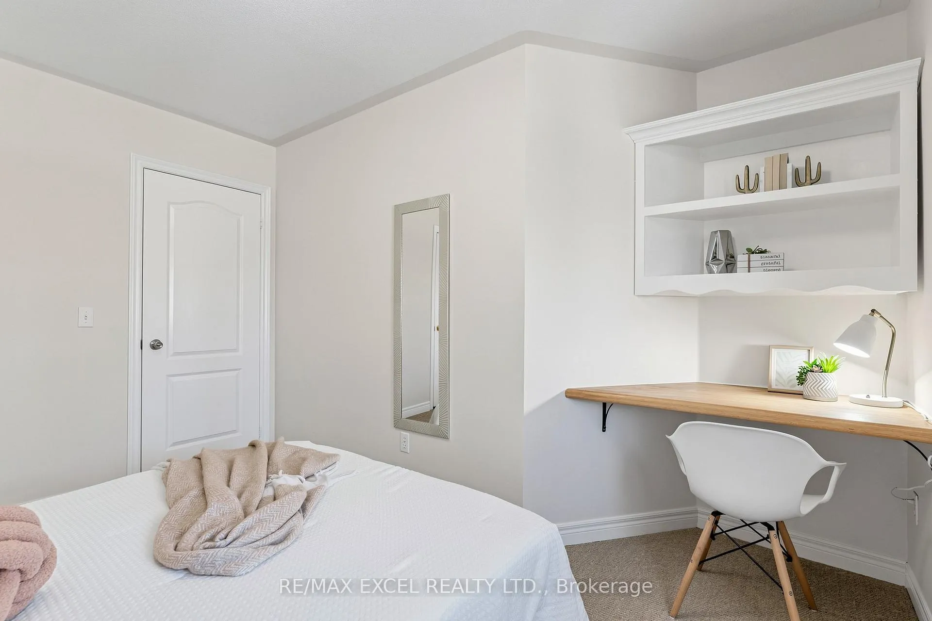 Photo 33 of 523 Bur Oak Avenue, Markham, Berczy — HOMEH