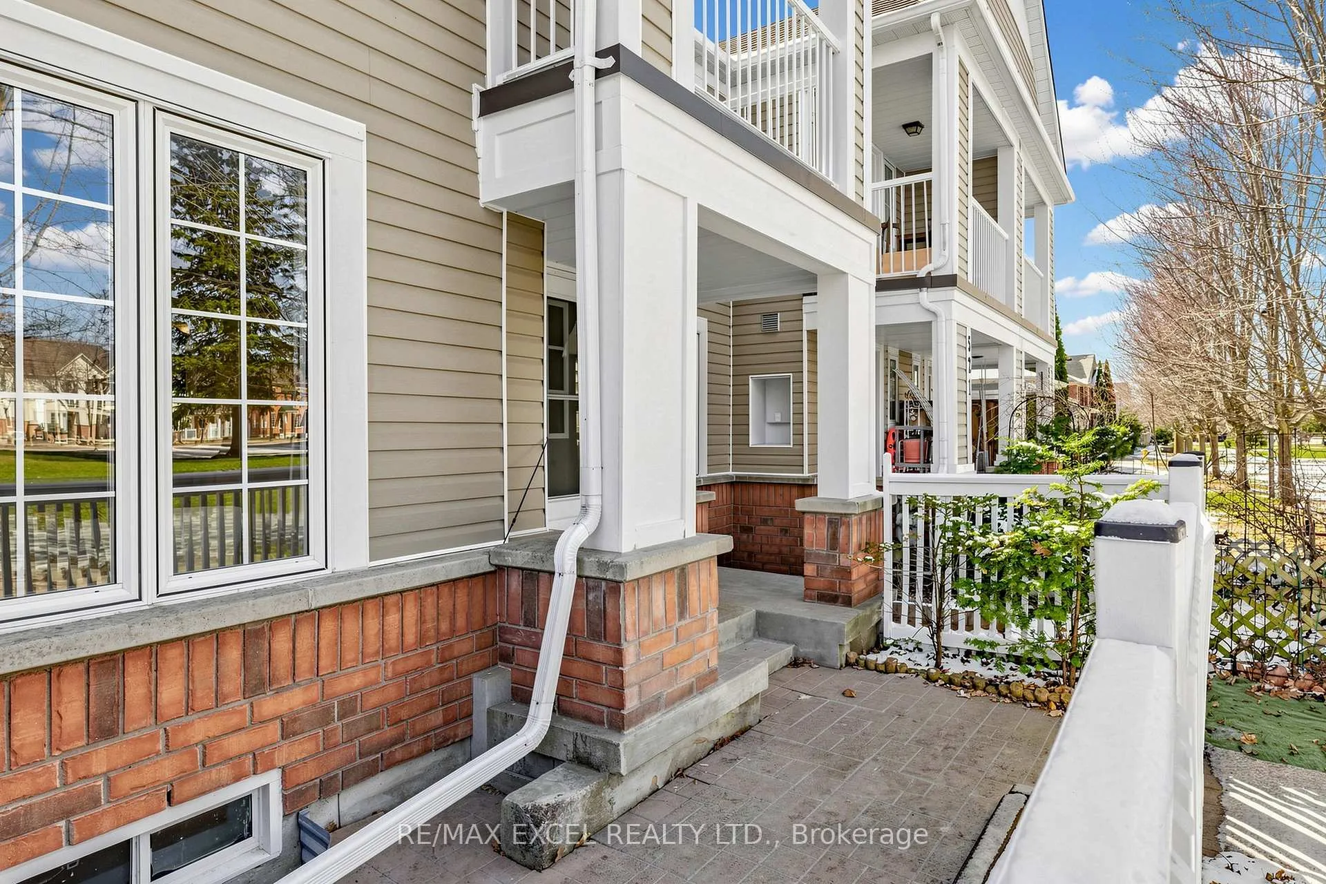 Photo 42 of 523 Bur Oak Avenue, Markham, Berczy — HOMEH