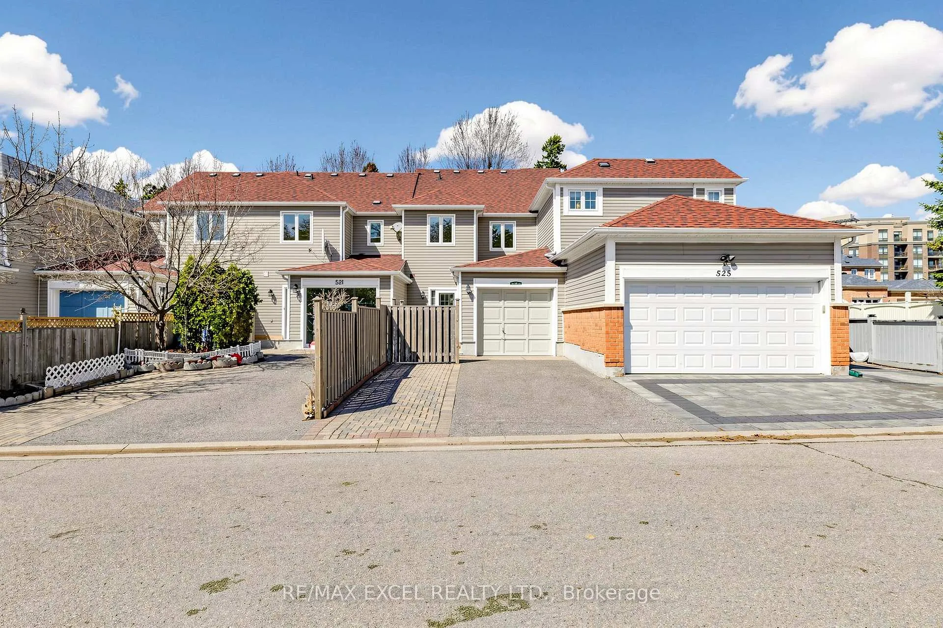Photo 49 of 523 Bur Oak Avenue, Markham, Berczy — HOMEH