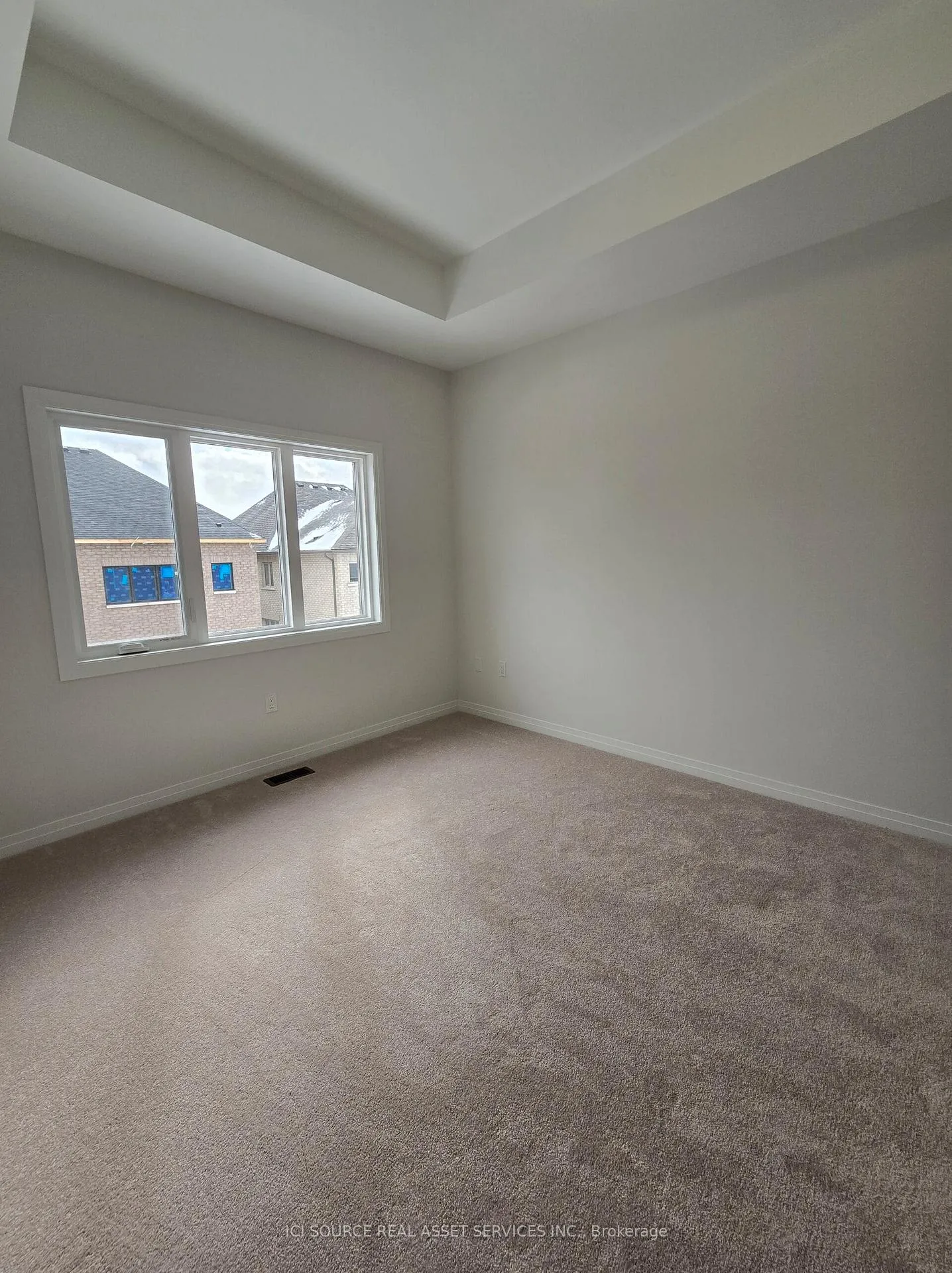 Photo 14 of 45 Auckland Drive, Whitby, Rural Whitby — HOMEH