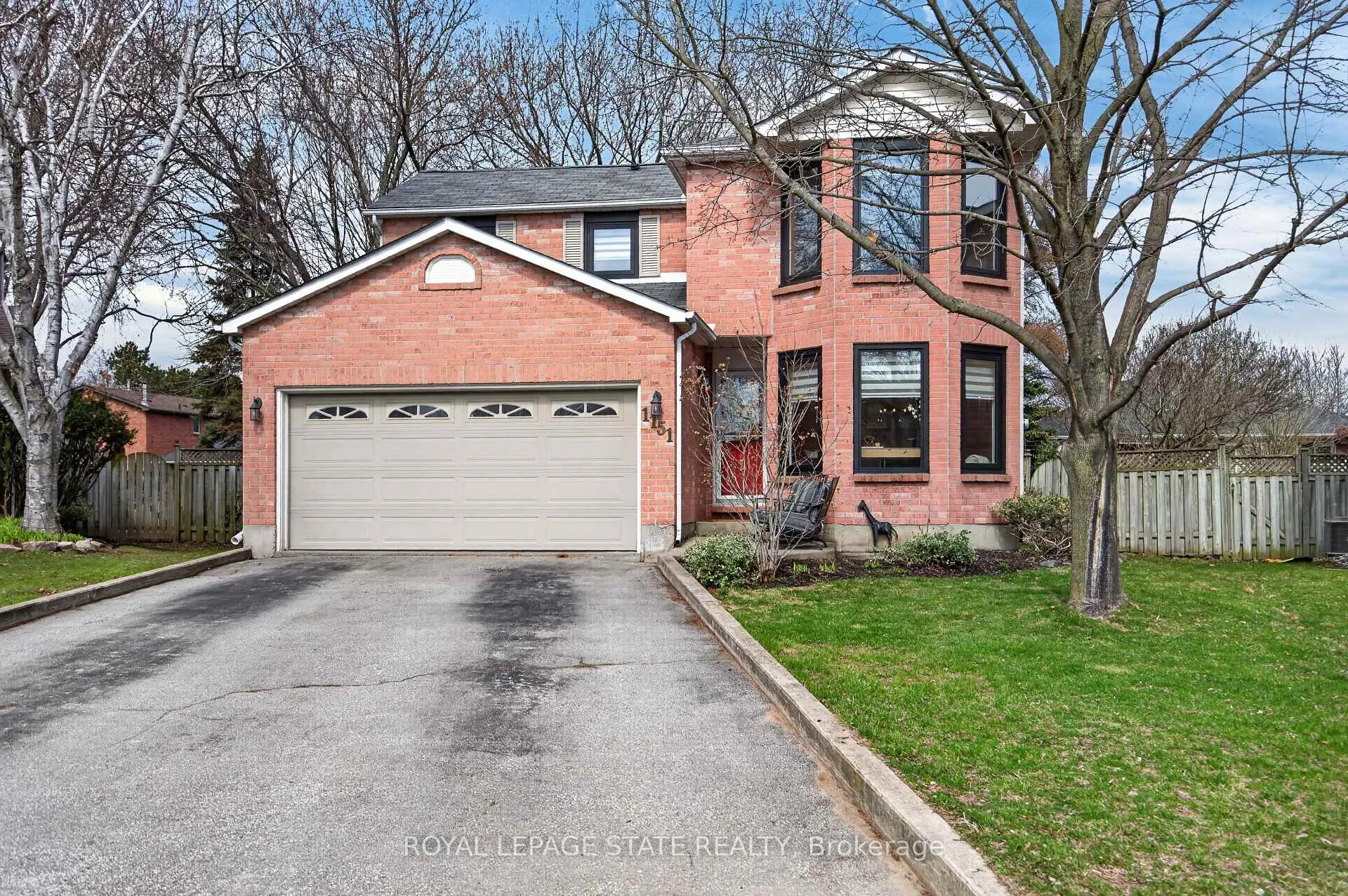 Photo 3 of 1151 Campbell Court, Burlington, Brant — HOMEH