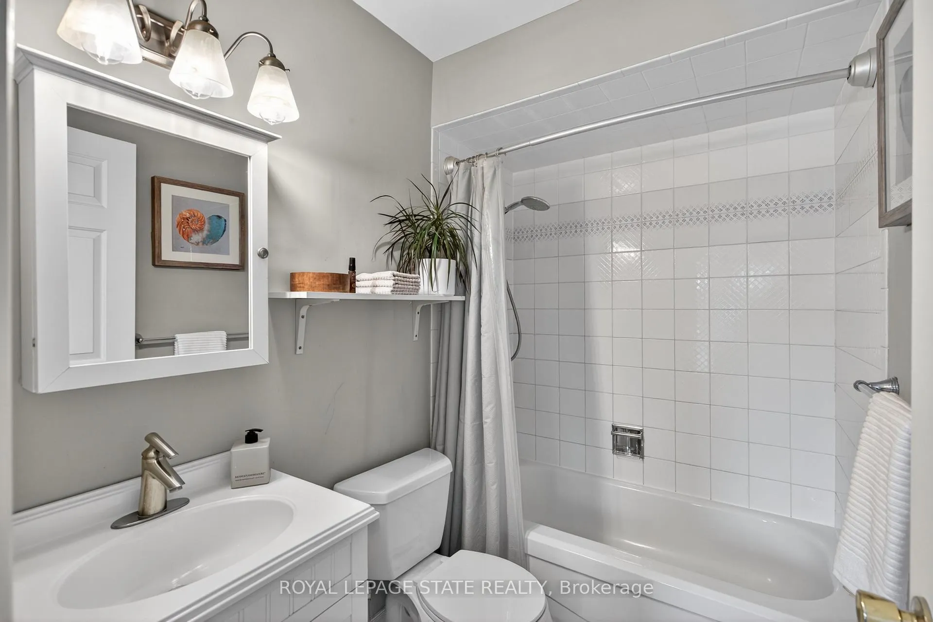Photo 26 of 1151 Campbell Court, Burlington, Brant — HOMEH