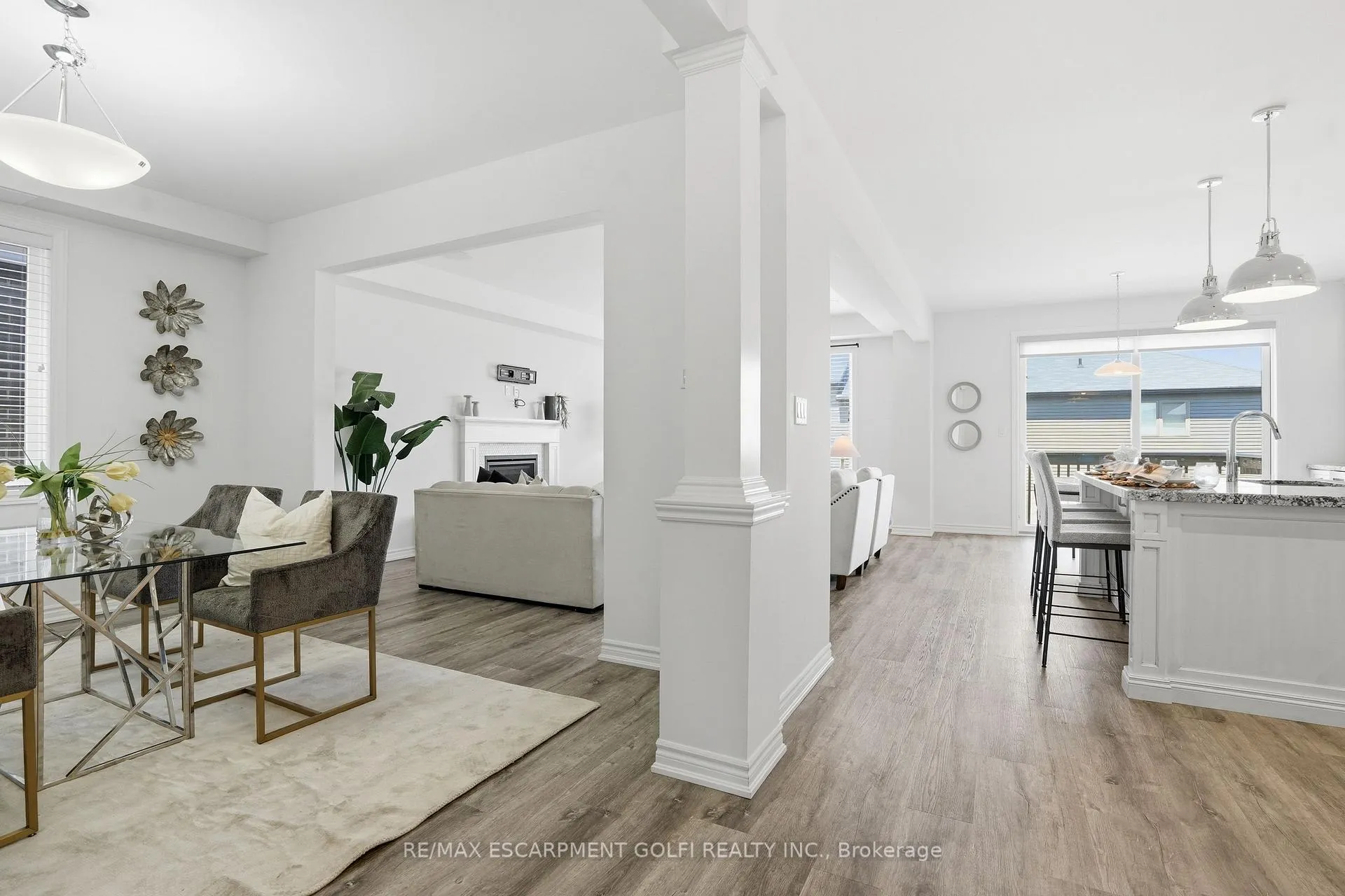 Photo 6 of 4087 Healing Street, Lincoln, Beamsville — HOMEH