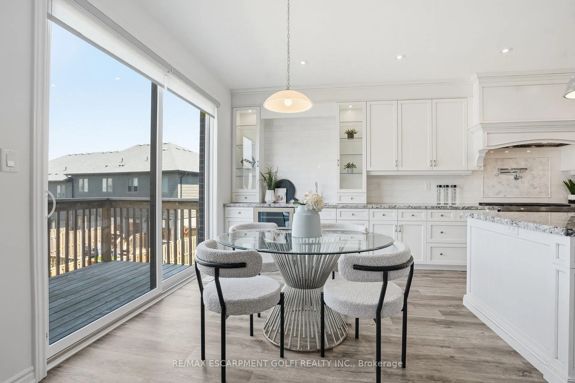 Photo 15 of 4087 Healing Street, Lincoln, Beamsville — HOMEH