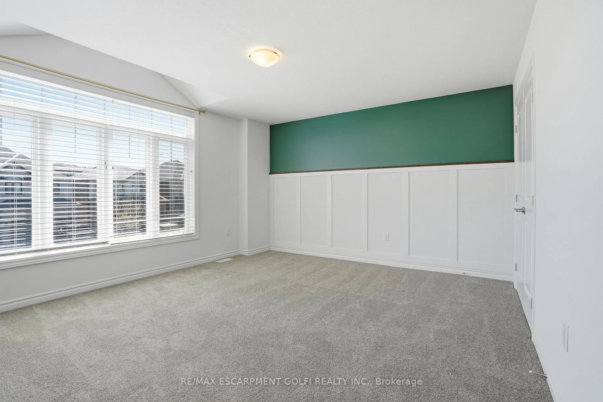 Photo 22 of 4087 Healing Street, Lincoln, Beamsville — HOMEH