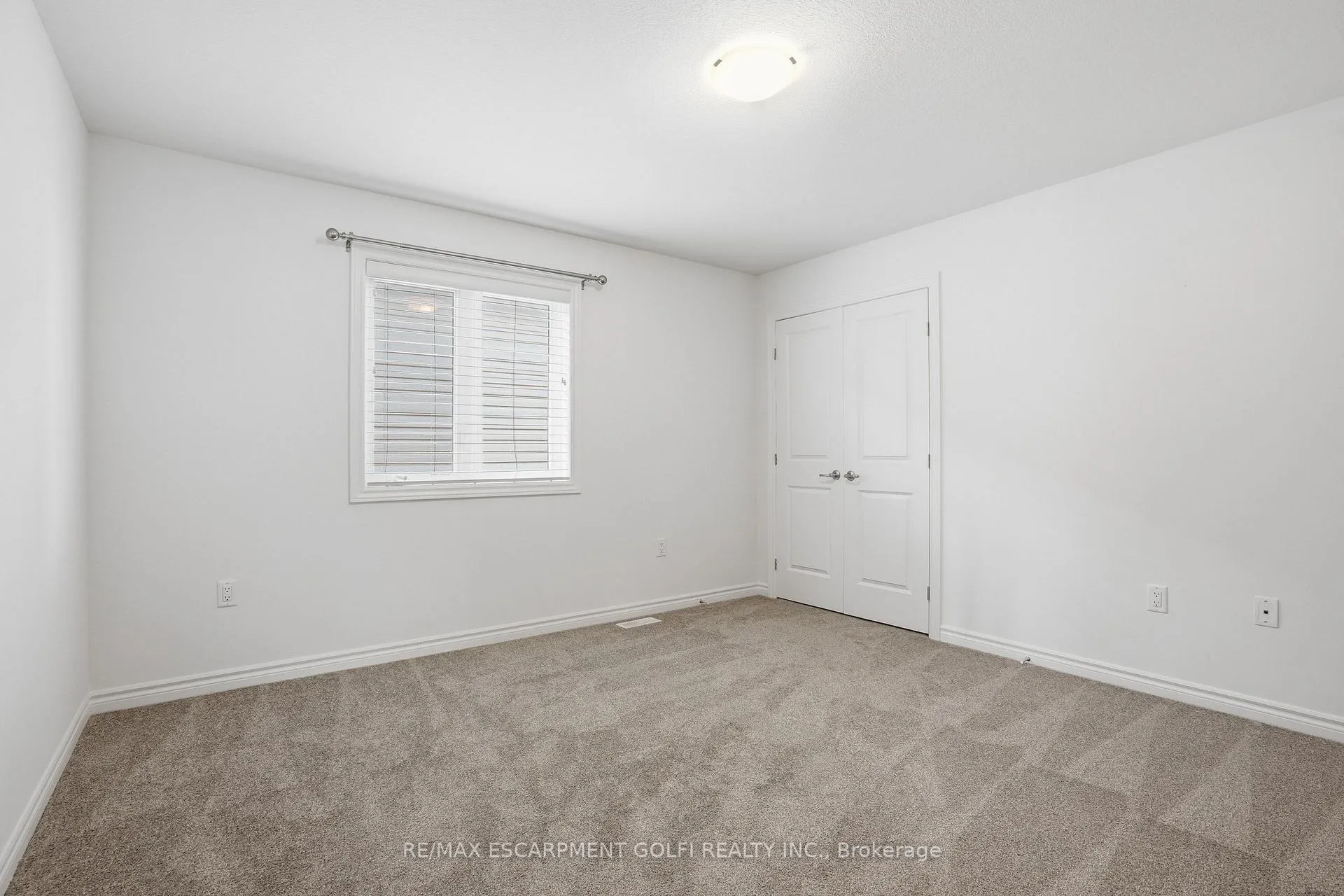 Photo 24 of 4087 Healing Street, Lincoln, Beamsville — HOMEH