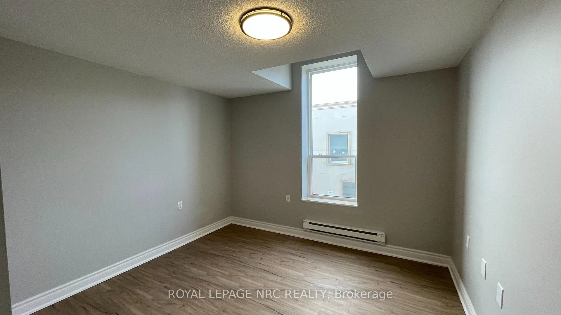 Photo 7 of Unit 203, 69 East Main Street, Welland, Welland Downtown — HOMEH