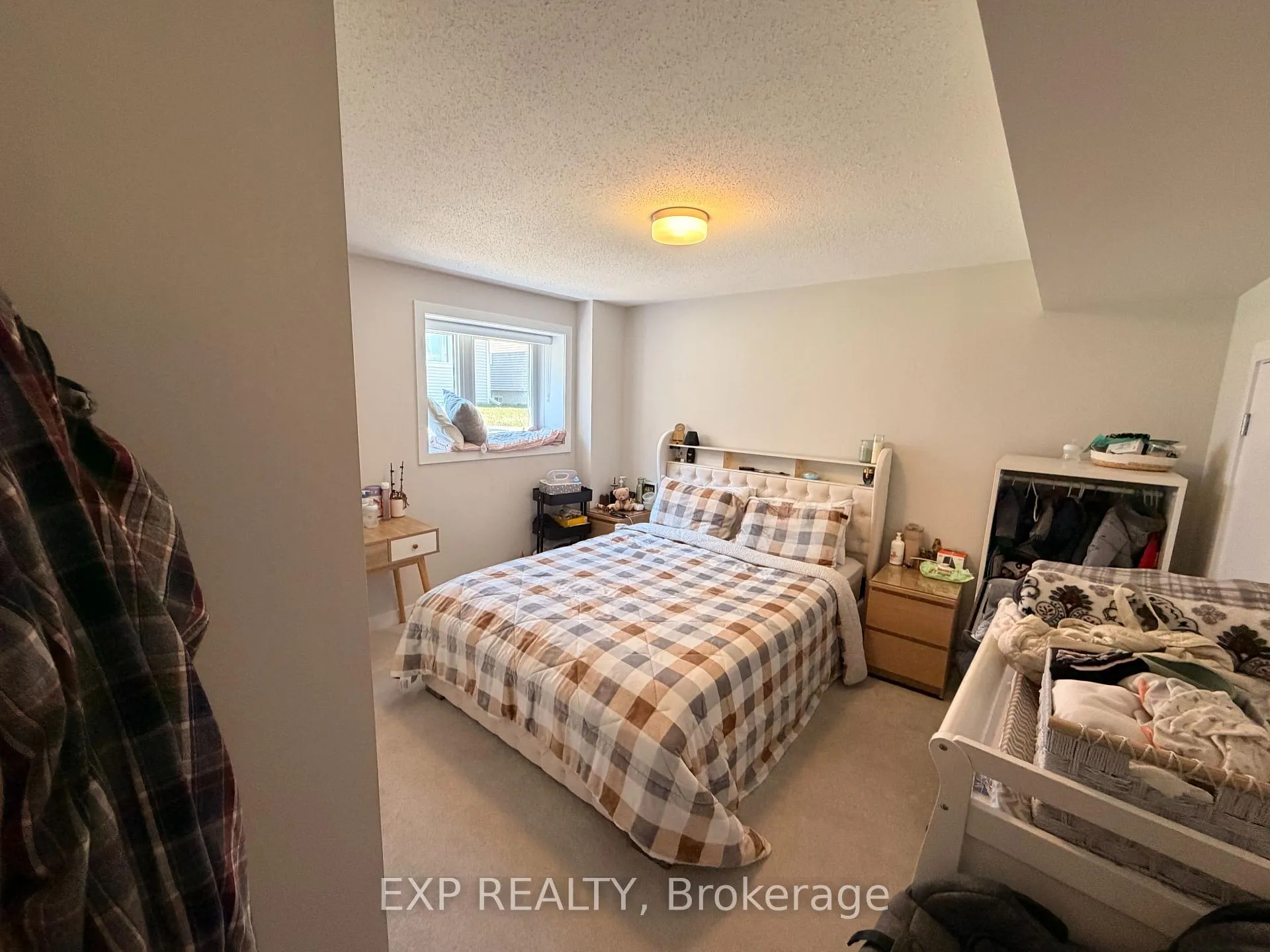Photo 8 of 16 Tenuto Lane, Ottawa, Mer Bleue/Bradley Estates/Anderson Park — HOMEH