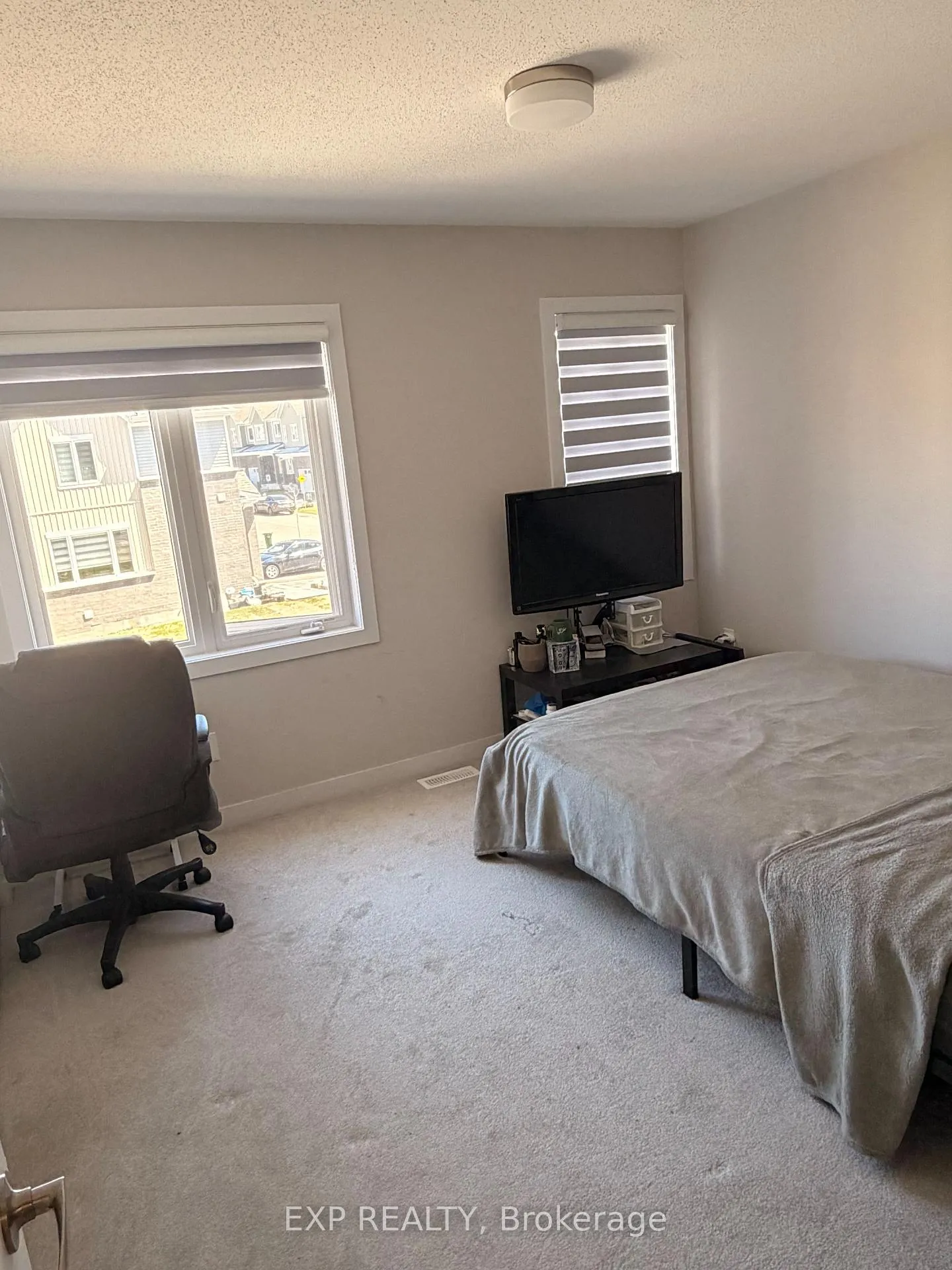 Photo 9 of 16 Tenuto Lane, Ottawa, Mer Bleue/Bradley Estates/Anderson Park — HOMEH