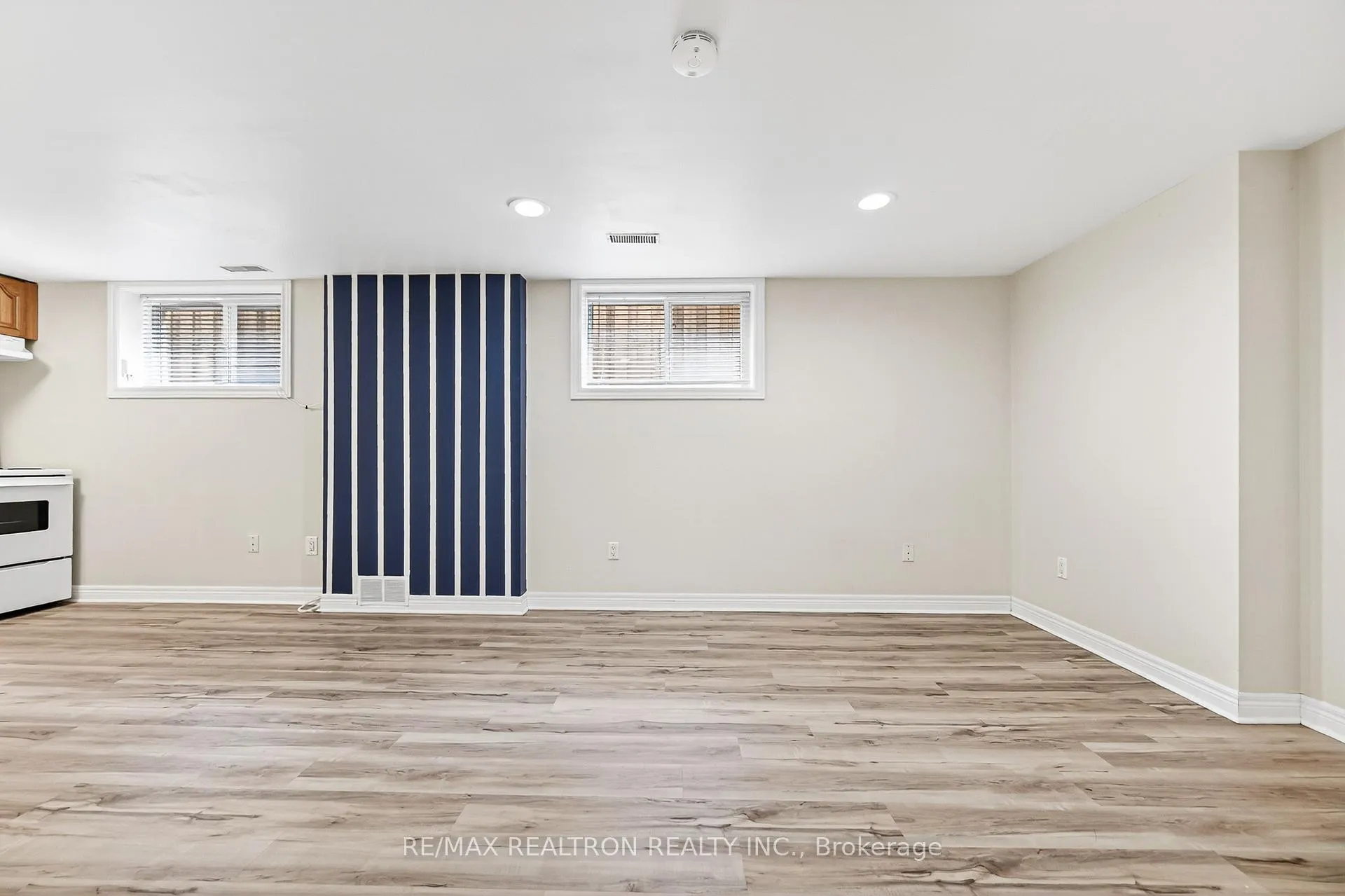 Photo 8 of Unit R2, 454 Donlands Avenue, Toronto, East York — HOMEH