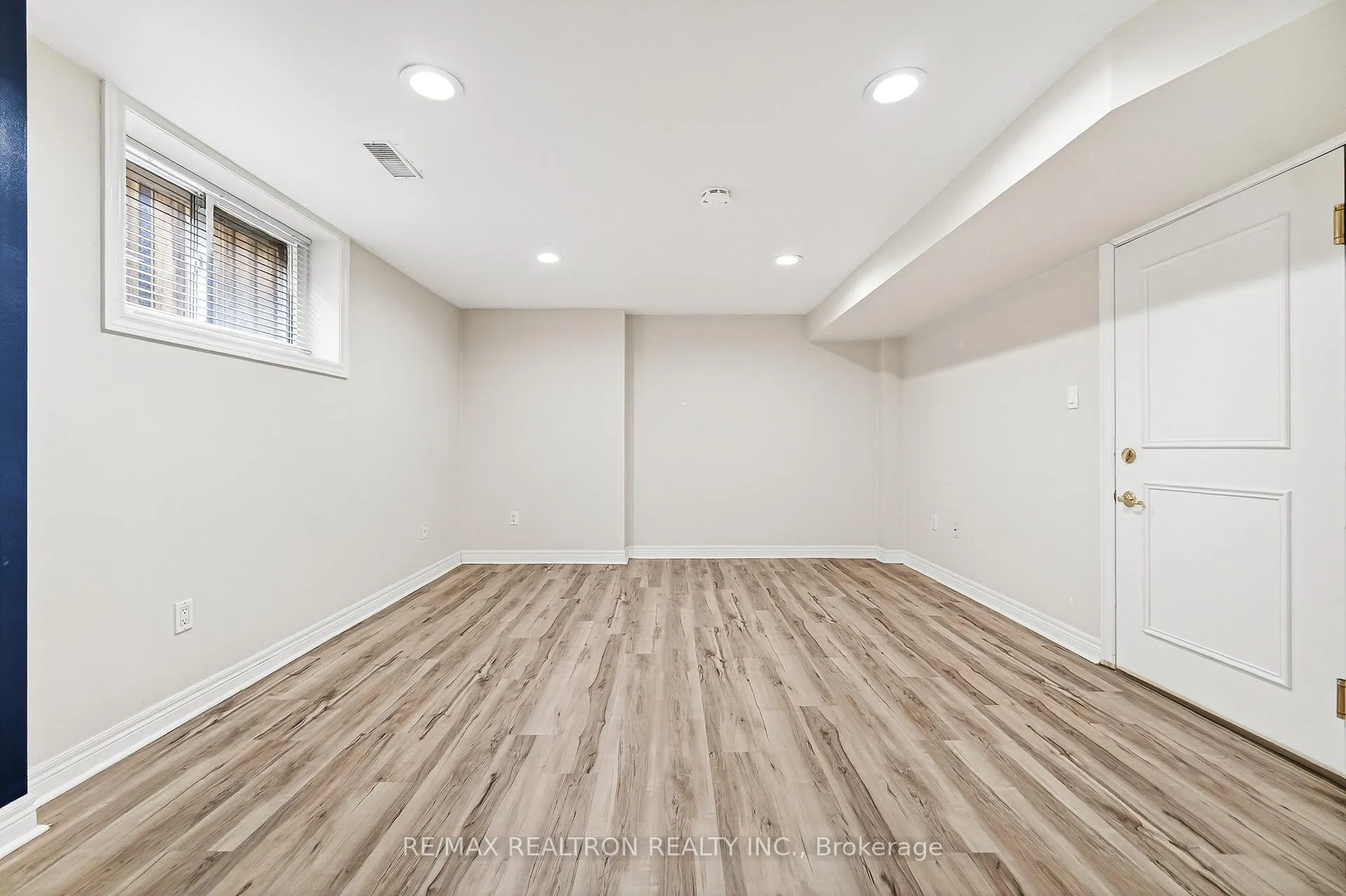 Photo 18 of Unit R2, 454 Donlands Avenue, Toronto, East York — HOMEH
