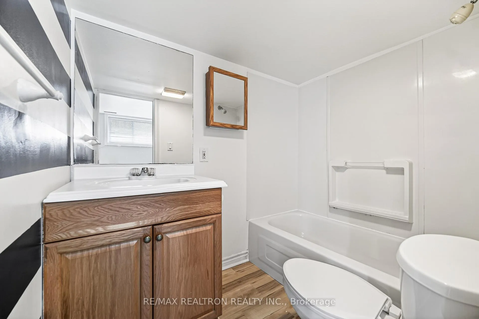 Photo 20 of Unit R2, 454 Donlands Avenue, Toronto, East York — HOMEH