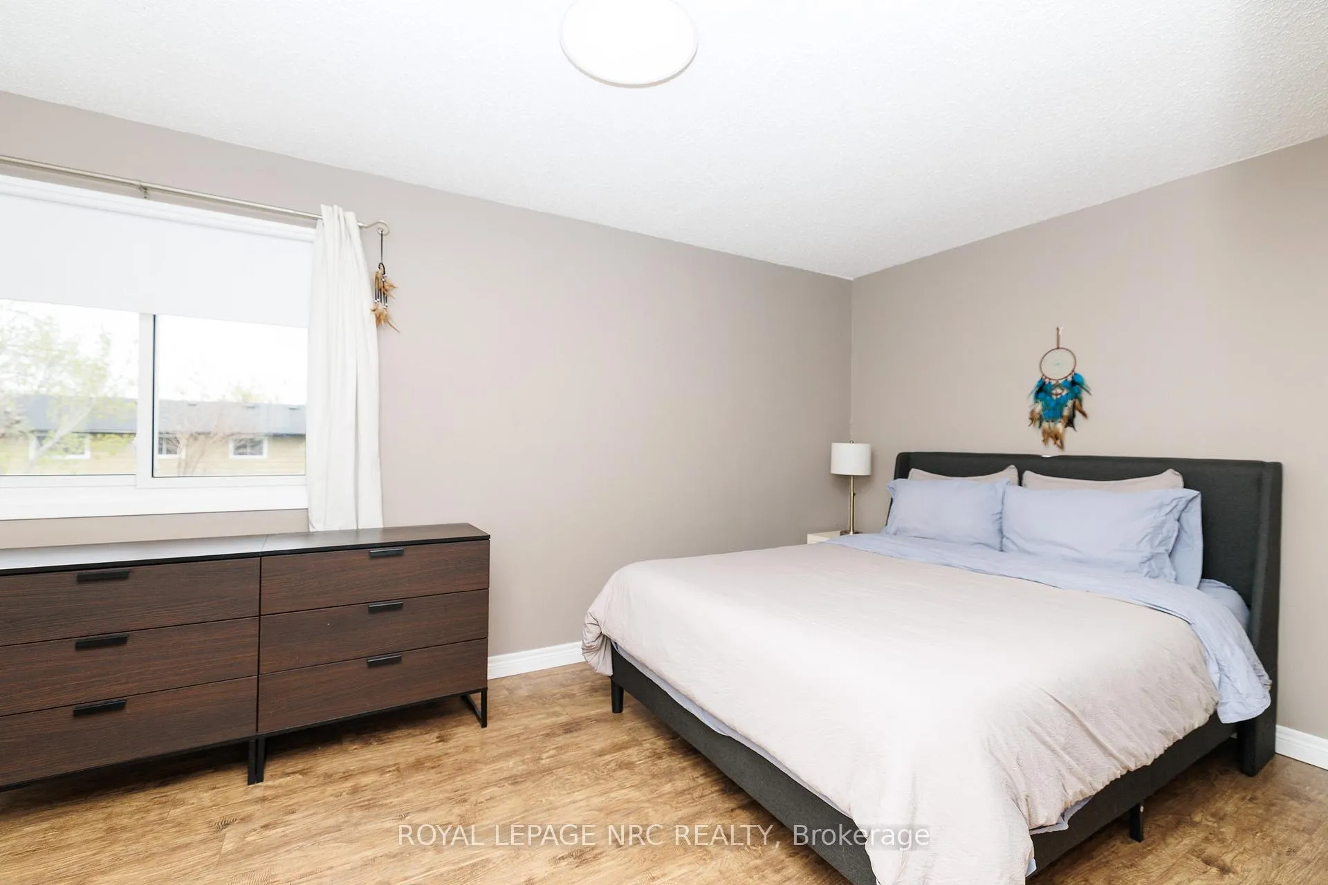 Photo 28 of 32 Dianne Drive, St. Catharines, Secord Woods — HOMEH