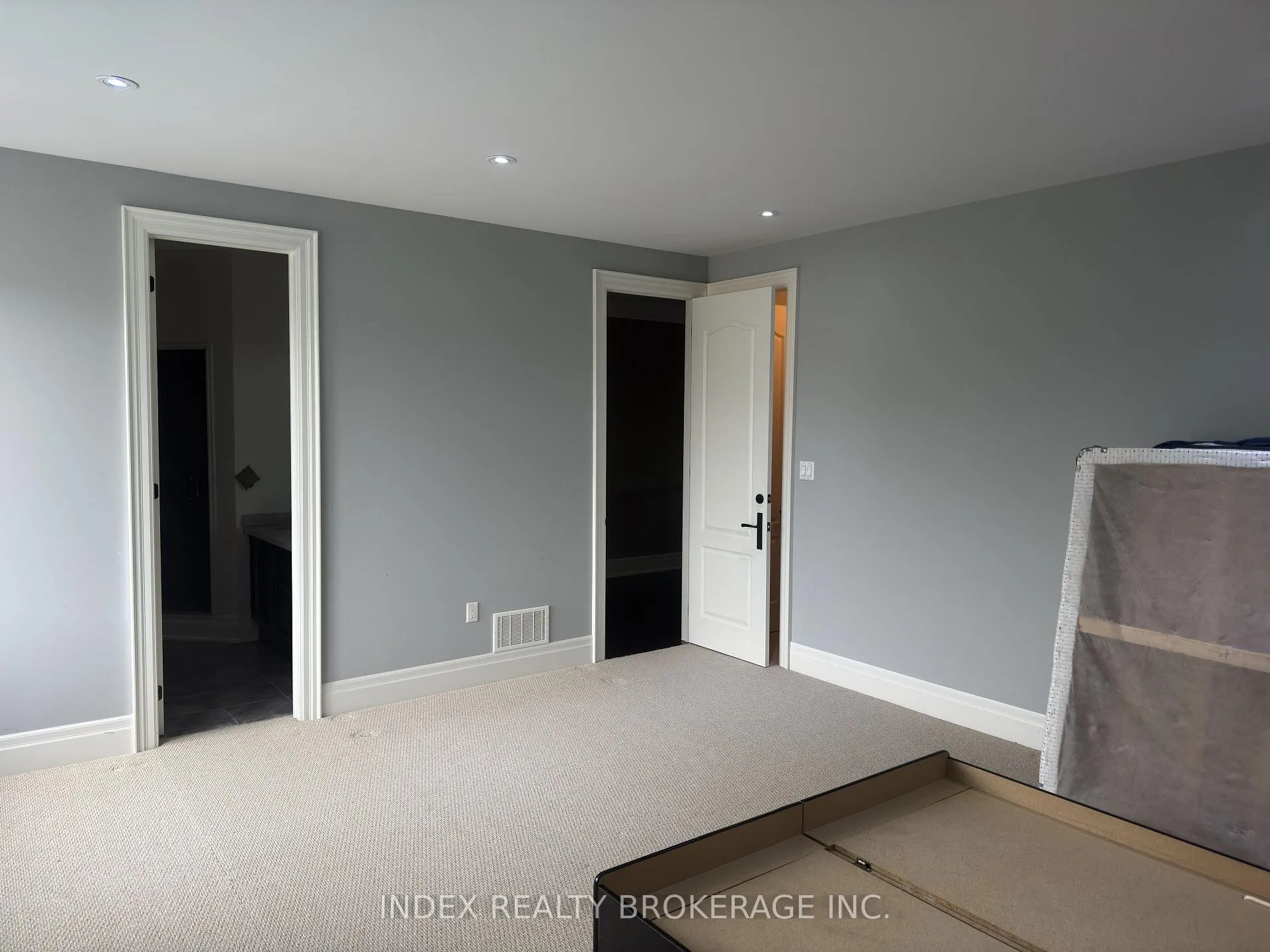 Photo 3 of Unit Upper, 24 Lloyd Sanderson Drive, Brampton, Credit Valley — HOMEH