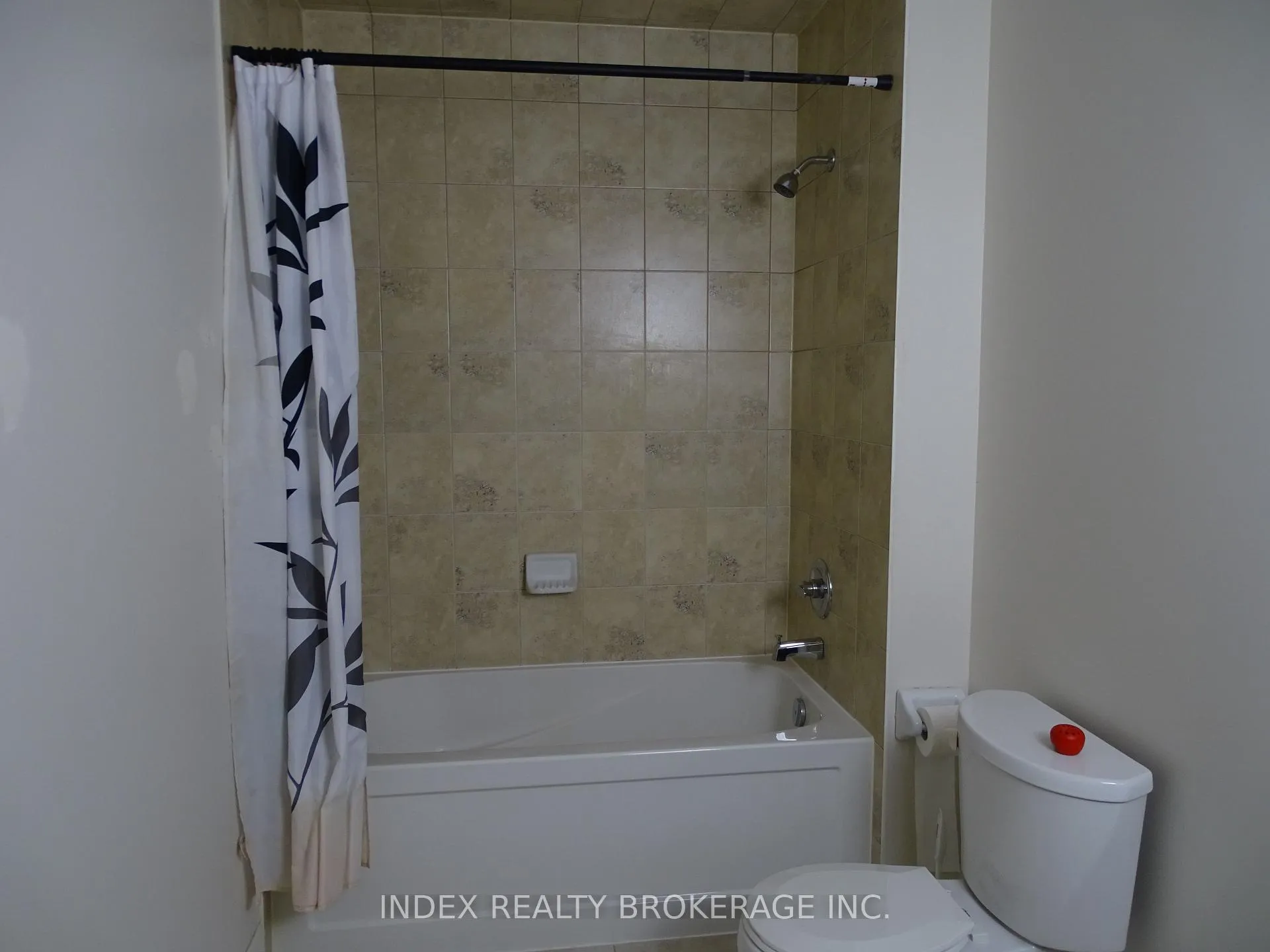 Photo 16 of Unit Upper, 24 Lloyd Sanderson Drive, Brampton, Credit Valley — HOMEH
