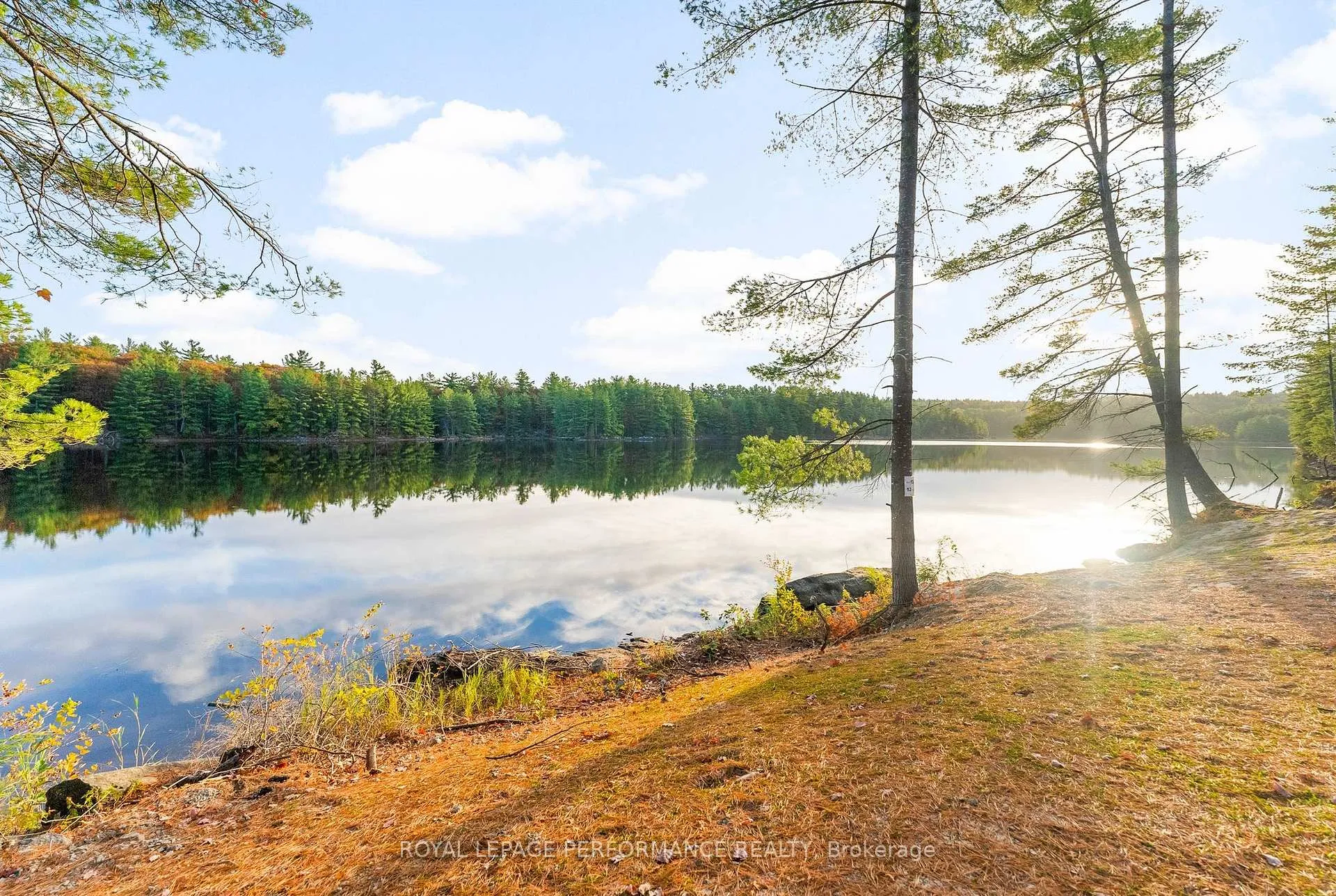 Front of 12 Voyageur Bay Trail