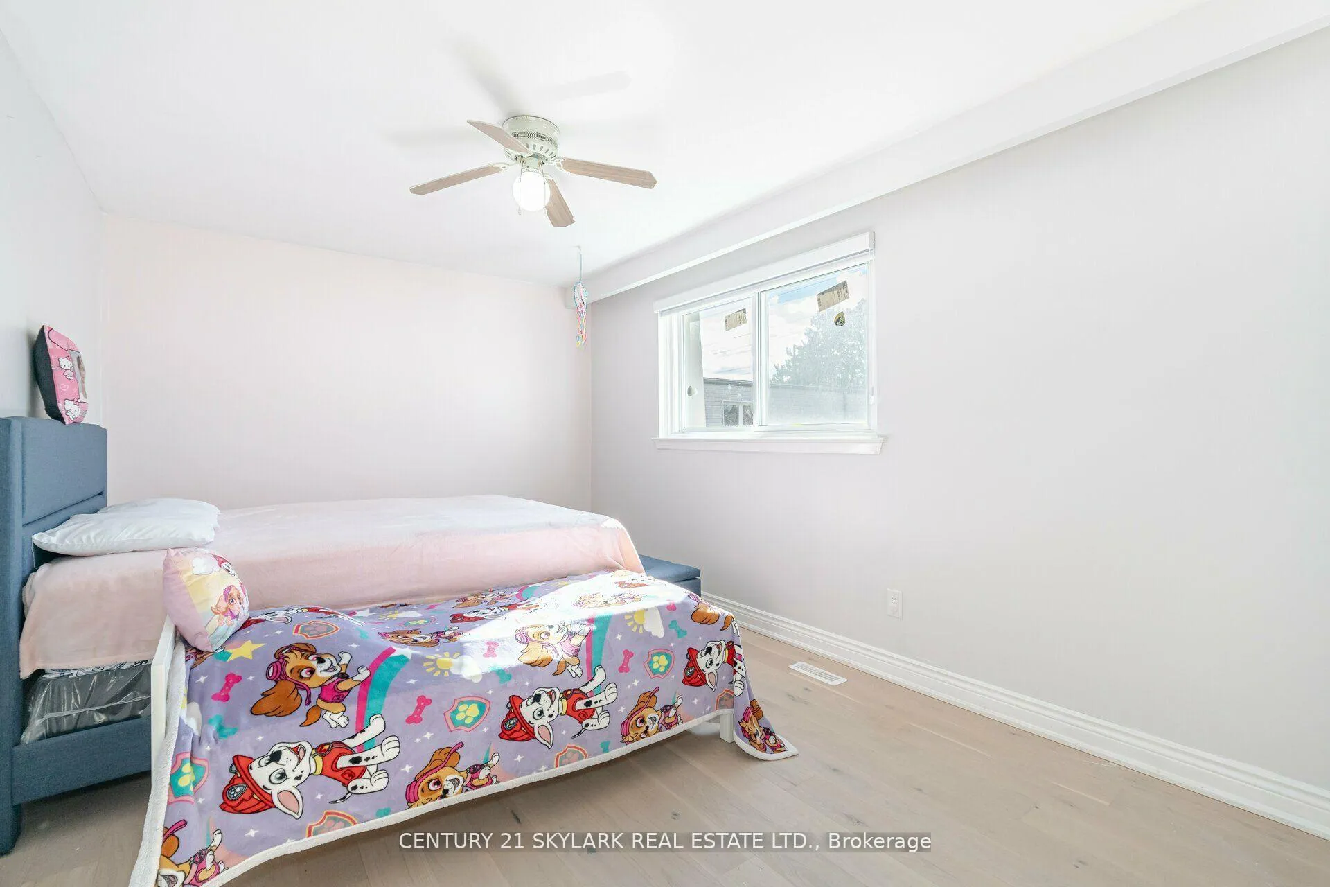 Photo 9 of Unit 26, 435 Silverstone Drive, Etobicoke, West Humber-Clairville — HOMEH