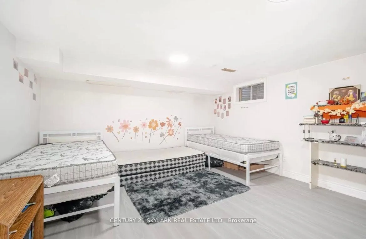 Photo 17 of Unit 26, 435 Silverstone Drive, Etobicoke, West Humber-Clairville — HOMEH