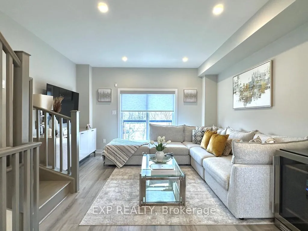 Photo 7 of Unit 52, 38 Markle Crescent, Hamilton, Ancaster — HOMEH