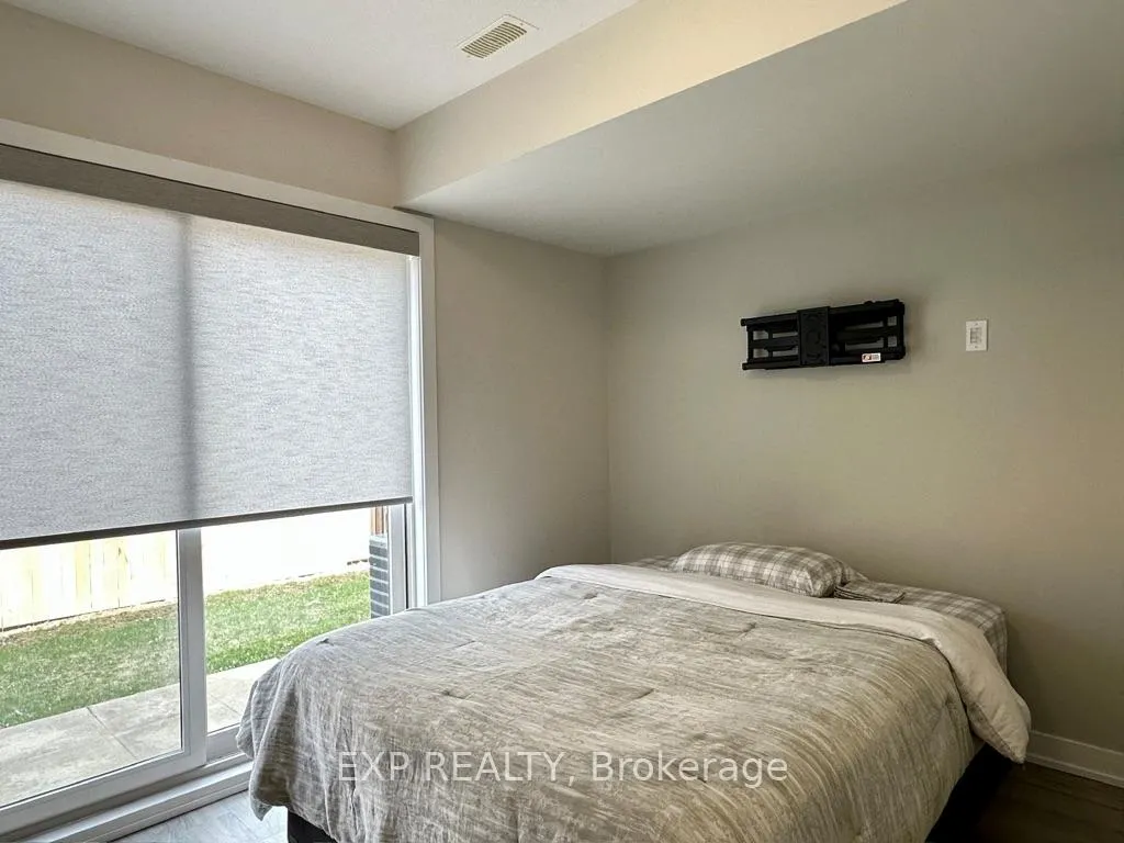 Photo 21 of Unit 52, 38 Markle Crescent, Hamilton, Ancaster — HOMEH