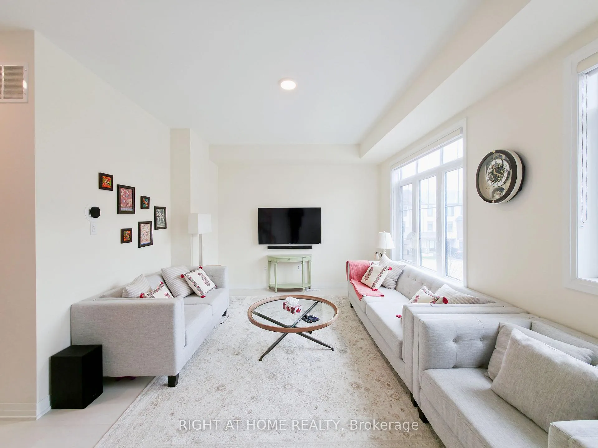 Photo 15 of 15 Ambereen Place, Clarington, Bowmanville — HOMEH