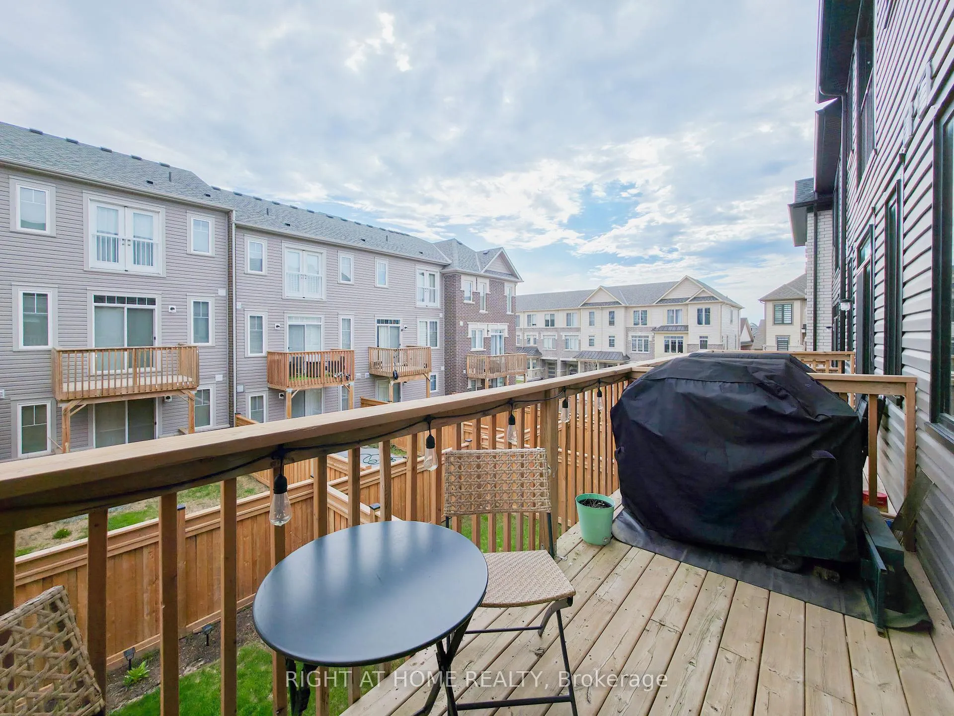 Photo 21 of 15 Ambereen Place, Clarington, Bowmanville — HOMEH