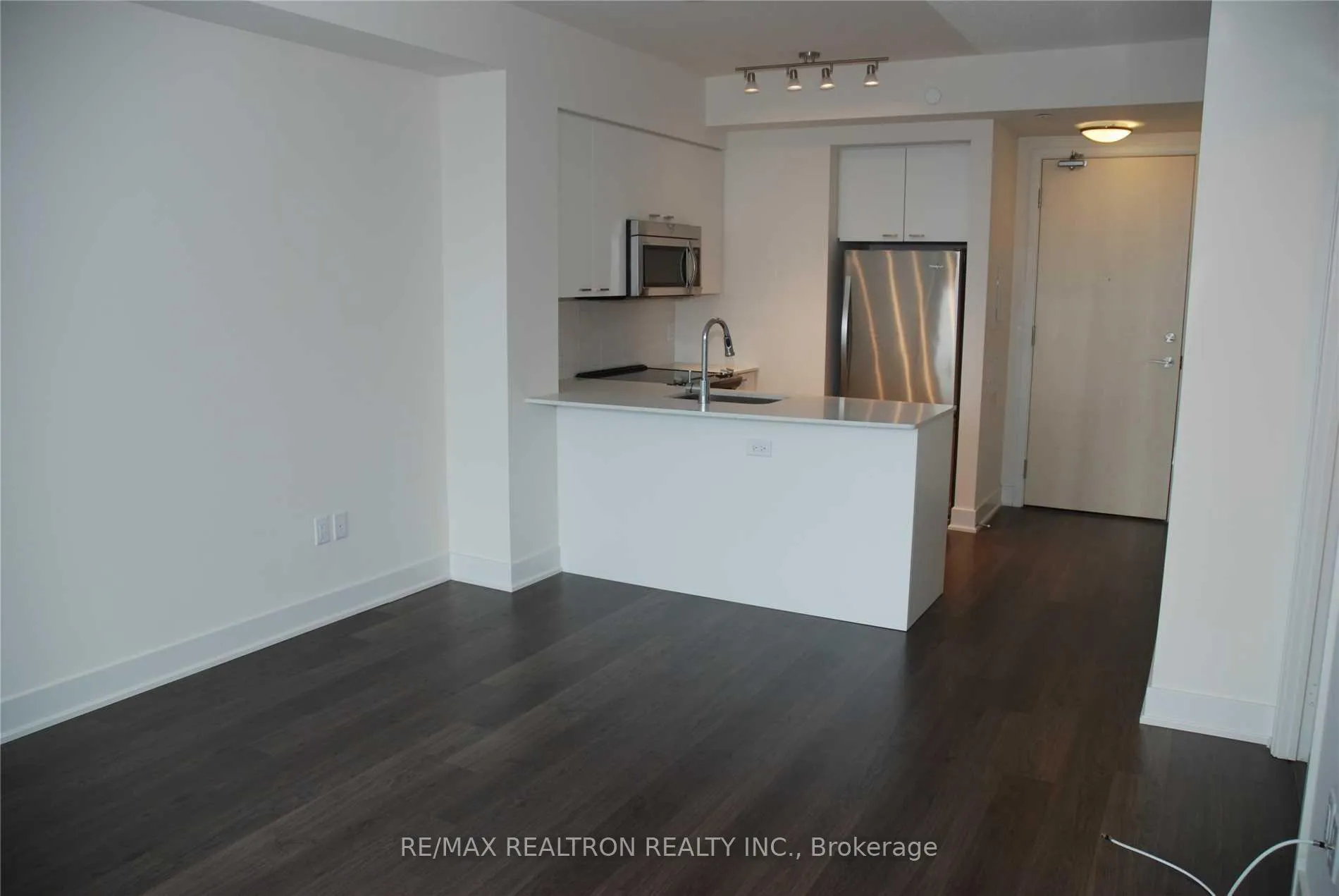 Photo 6 of Unit 2303, 30 Roehampton Avenue, Toronto, Mount Pleasant West — HOMEH